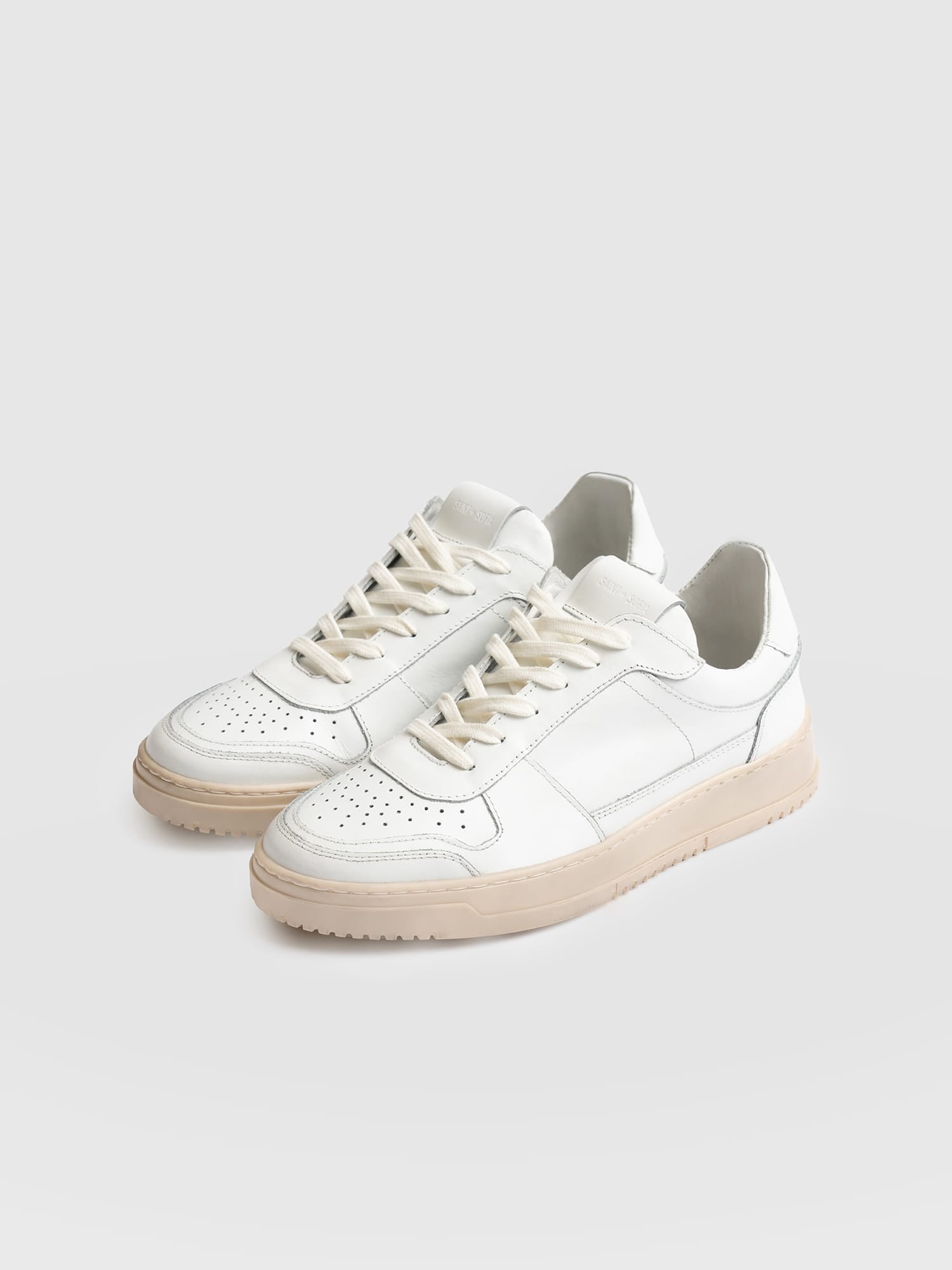 Onyx Trainer - White