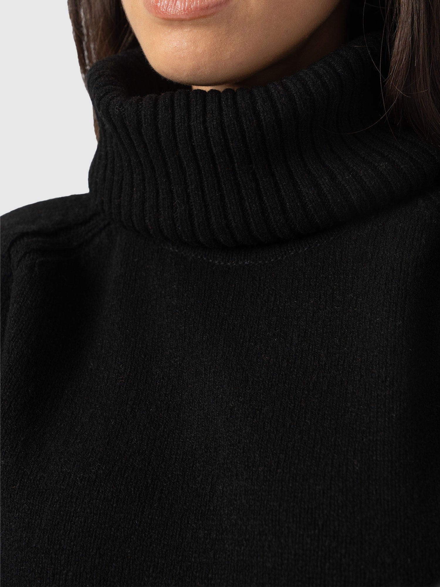 Oxford Cashmere Jumper - Black - Women's Jumpers | Saint + Sofia® UK