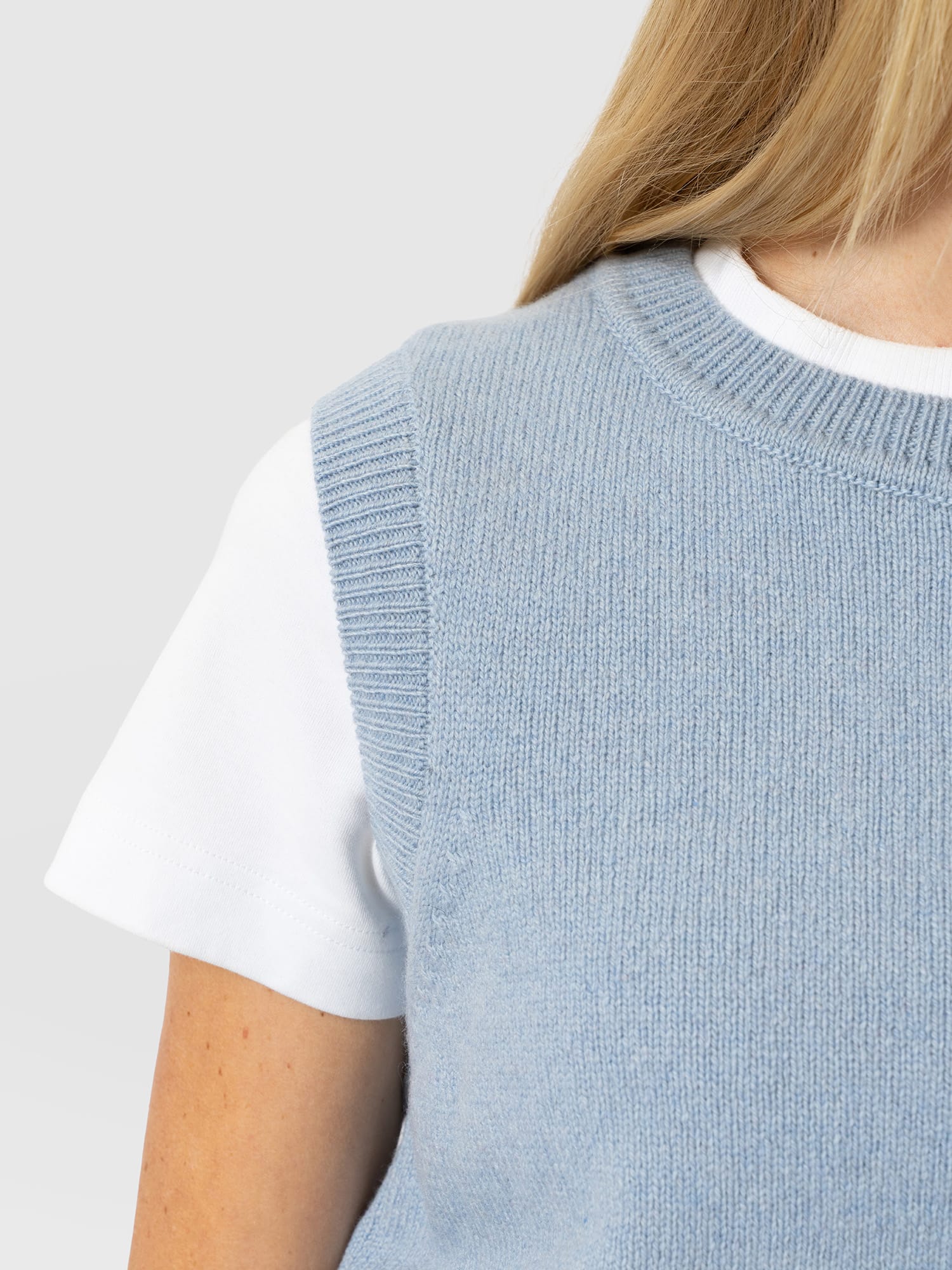 Oxford Cashmere Sleeveless Knit - Blue - Women's Jumpers | Saint and Sofia® UK