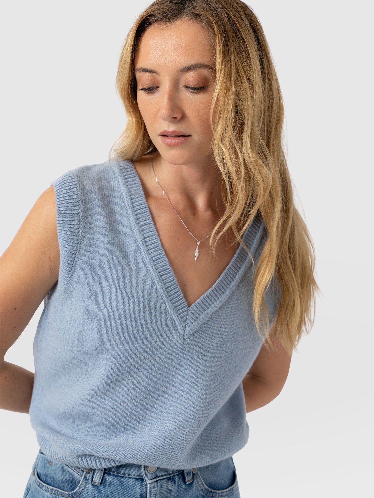 Oxford Cashmere V Neck Sleeveless Knit - Blue