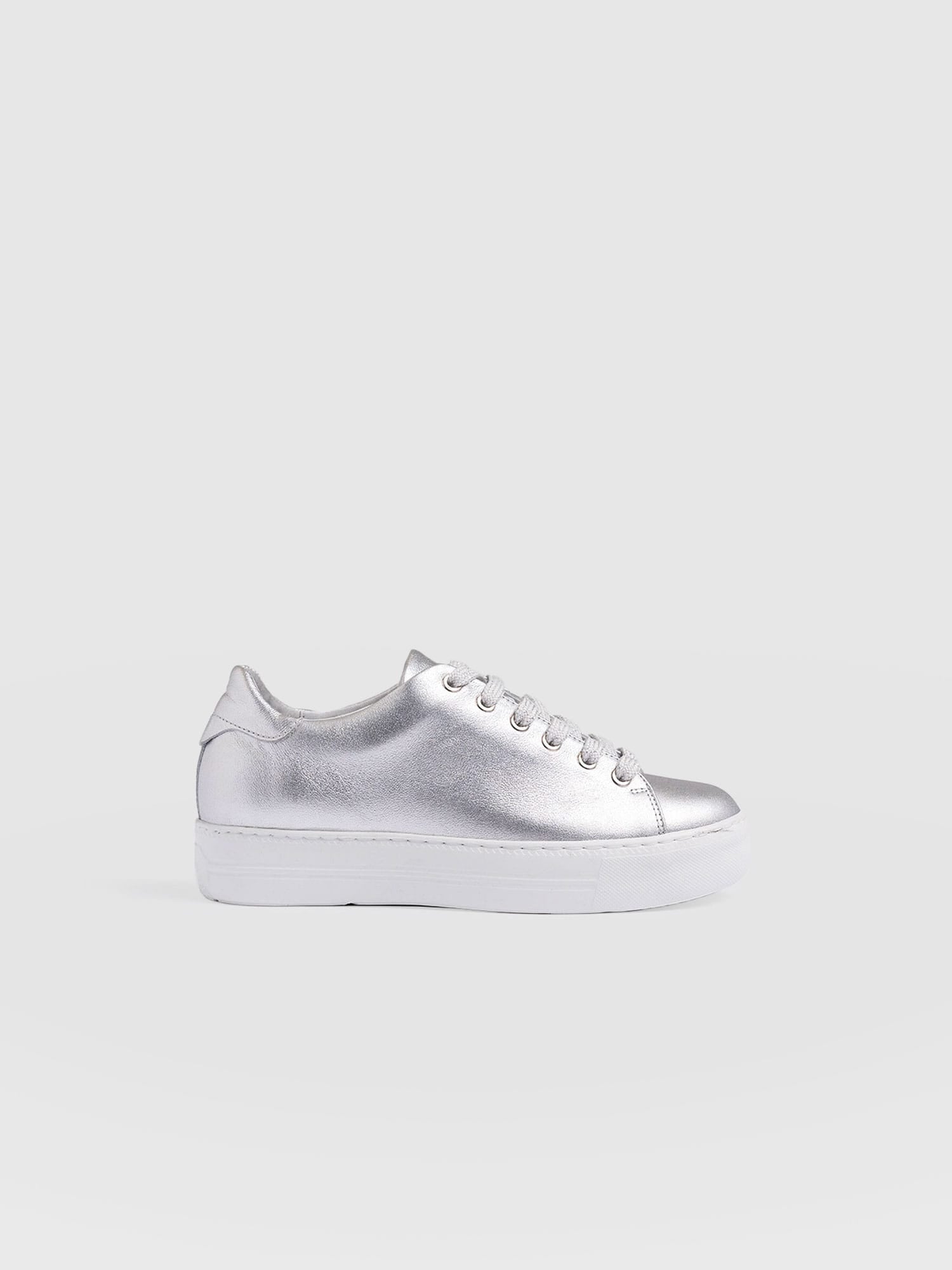 Portland Trainer Silver - Women's Trainers | Saint + Sofia® UK