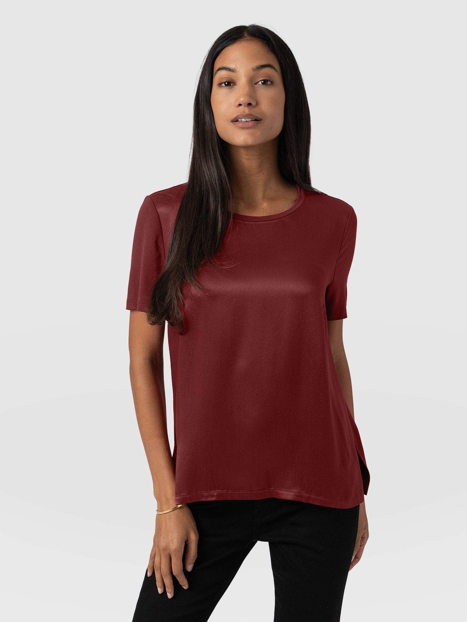 Rayner Contrast Tee Maroon - Women's T-Shirts | Saint and Sofia® UK
