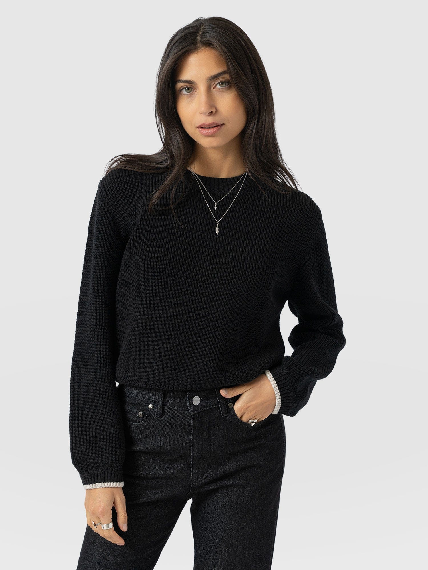 Remy Crop Jumper Black - Women's Jumpers | Saint and Sofia® UK