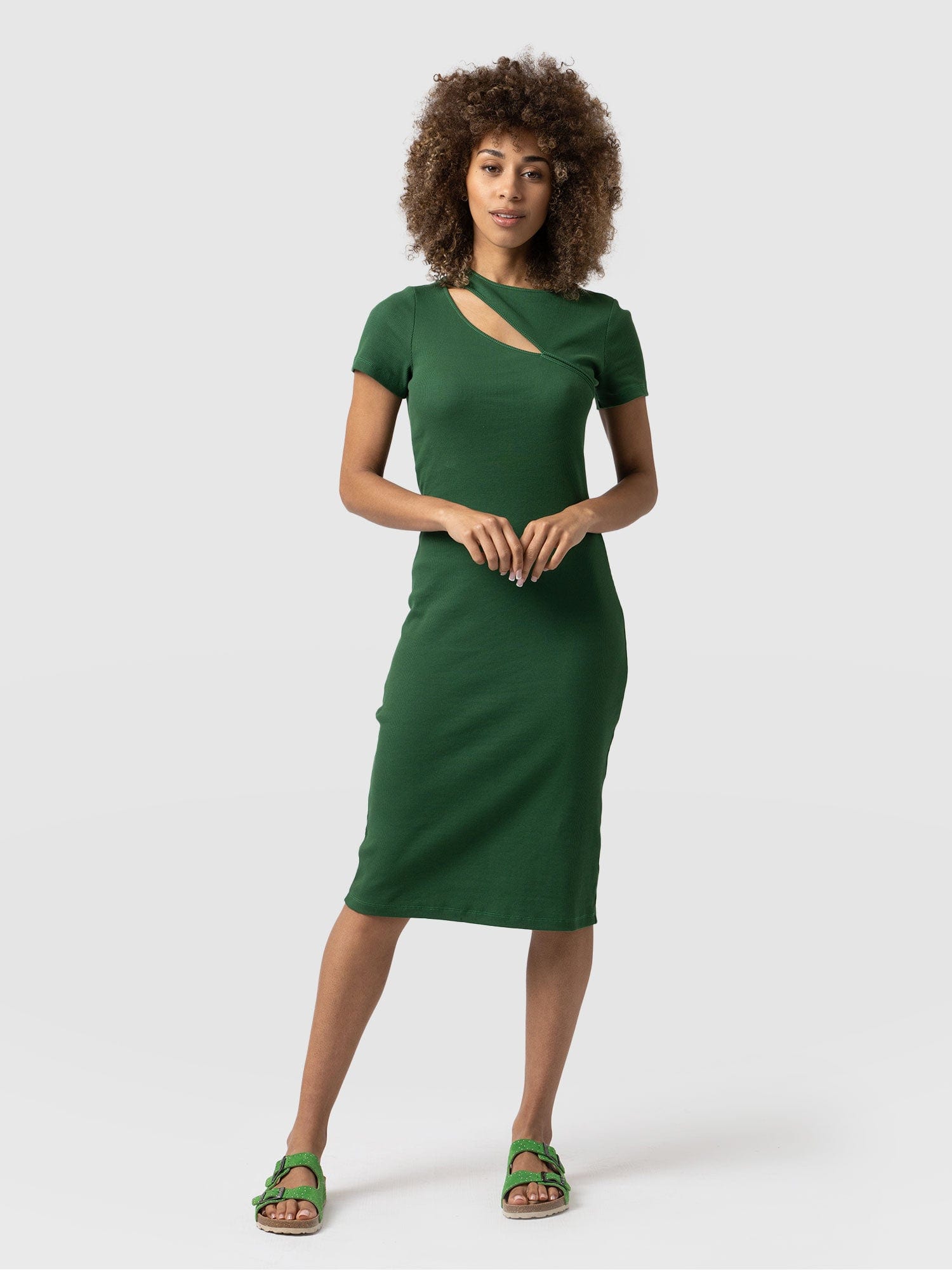 Round neck 2024 dresses with sleeves