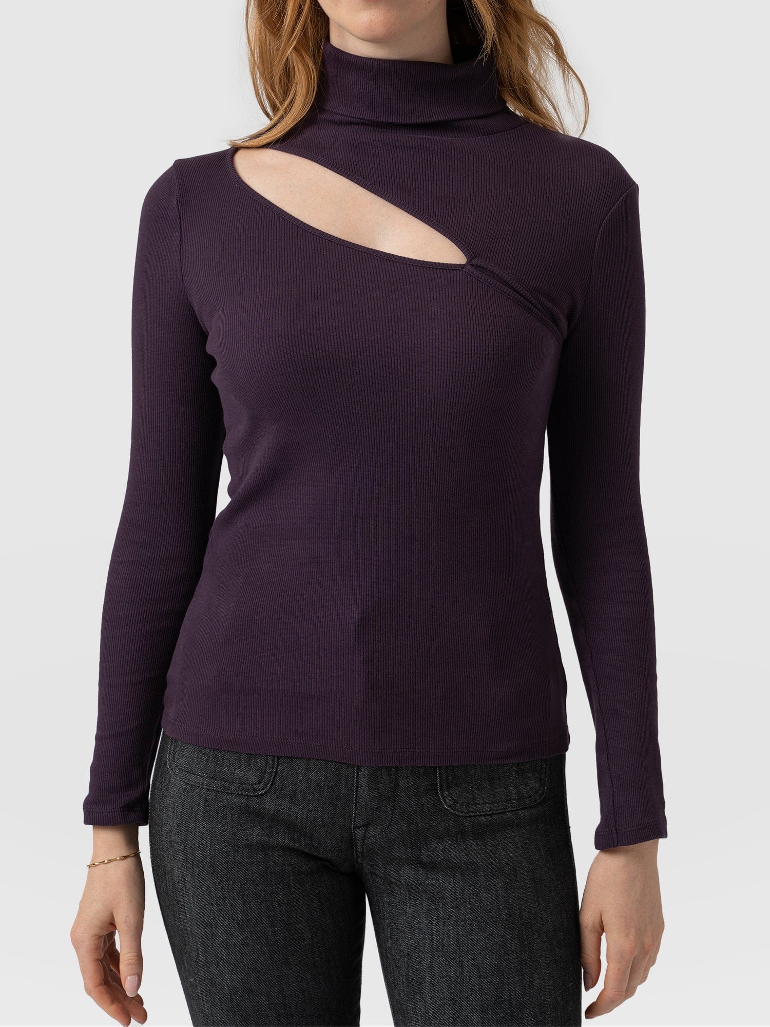 Reveal Roll Neck - Plum
