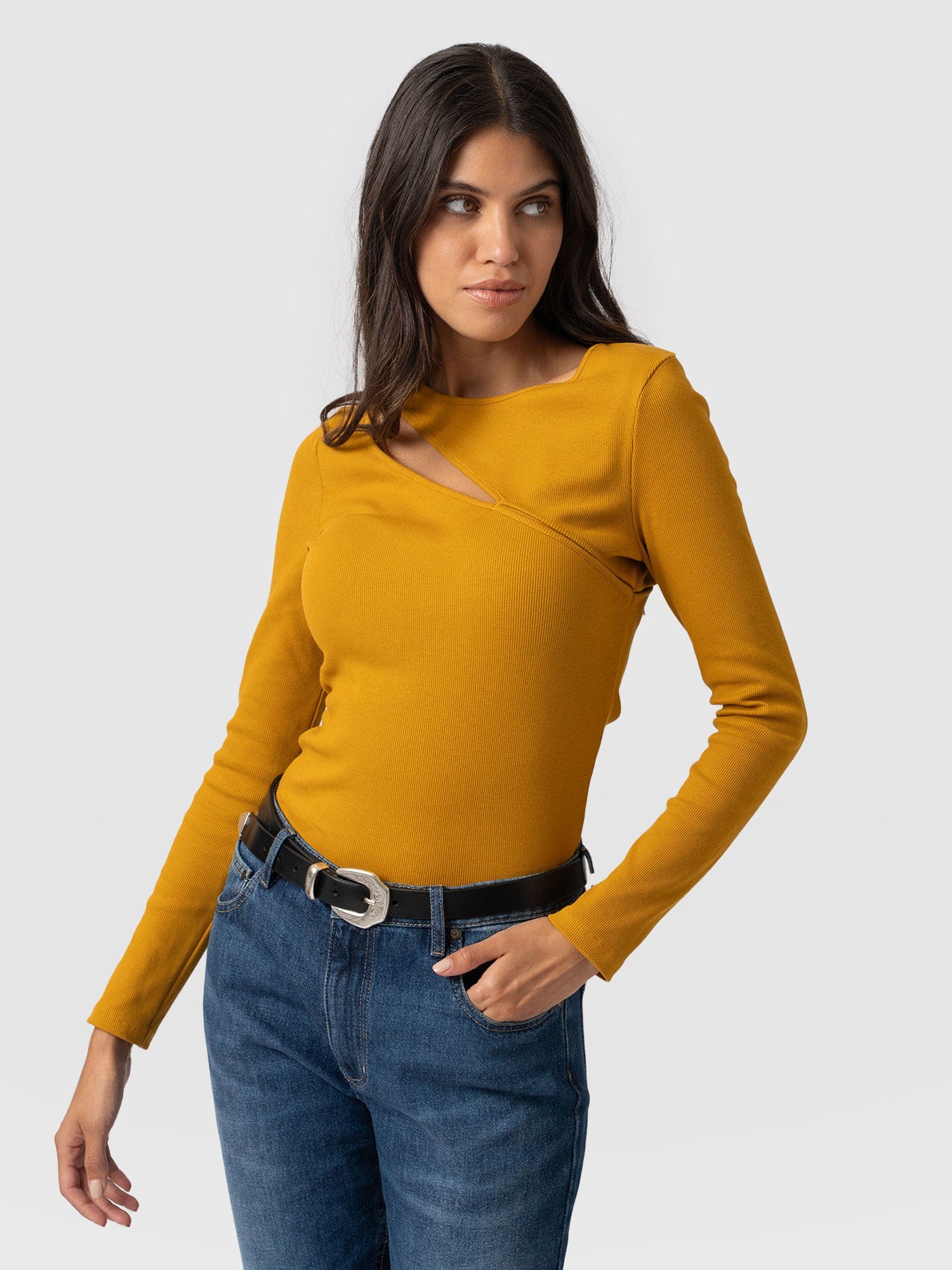 Reveal Tee Long Sleeve Ochre - Women's T-shirts | Saint + Sofia® UK