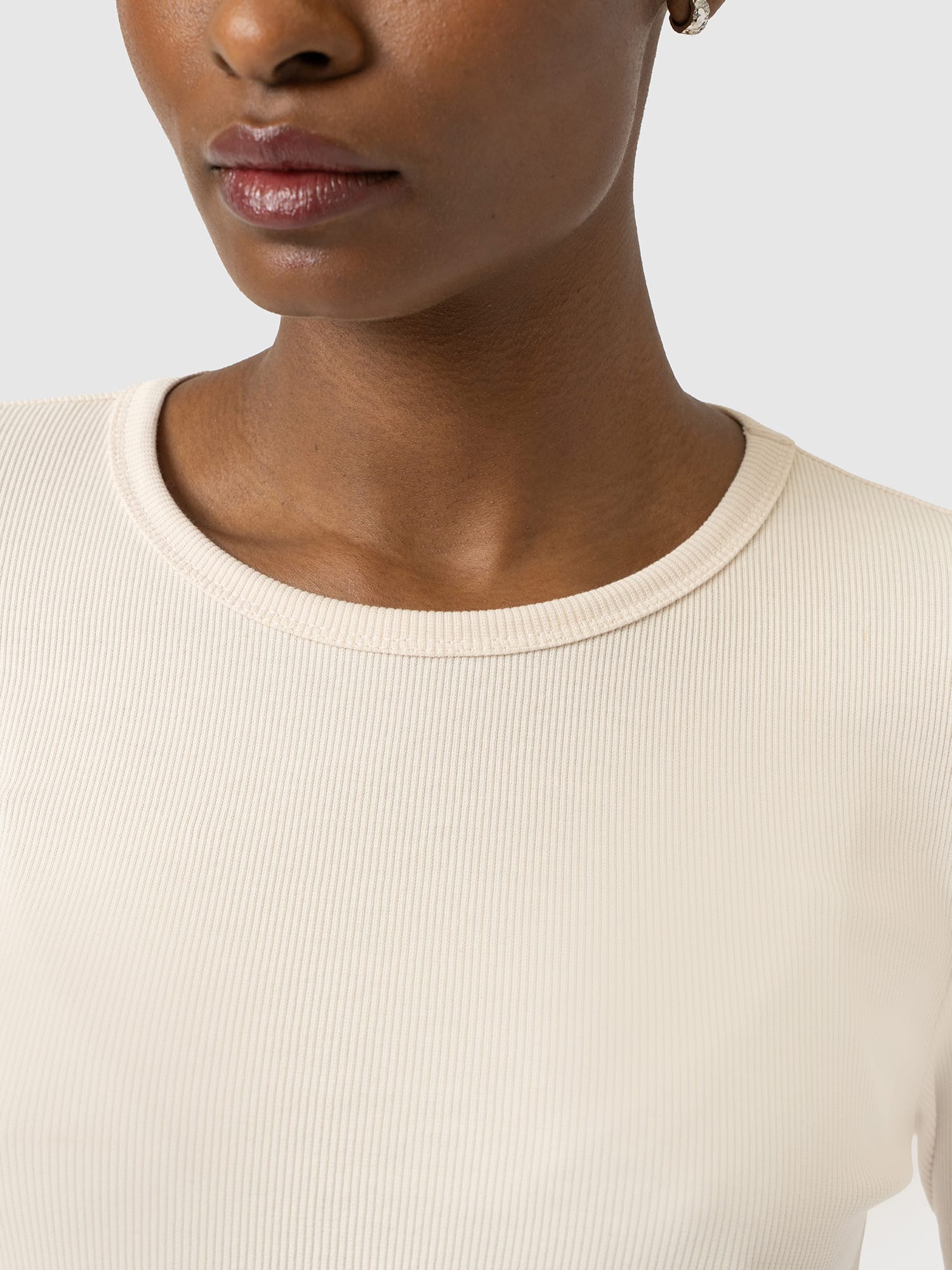 Ribbed Long Sleeve Tee - Cream - Women's T-shirts | Saint and Sofia® UK