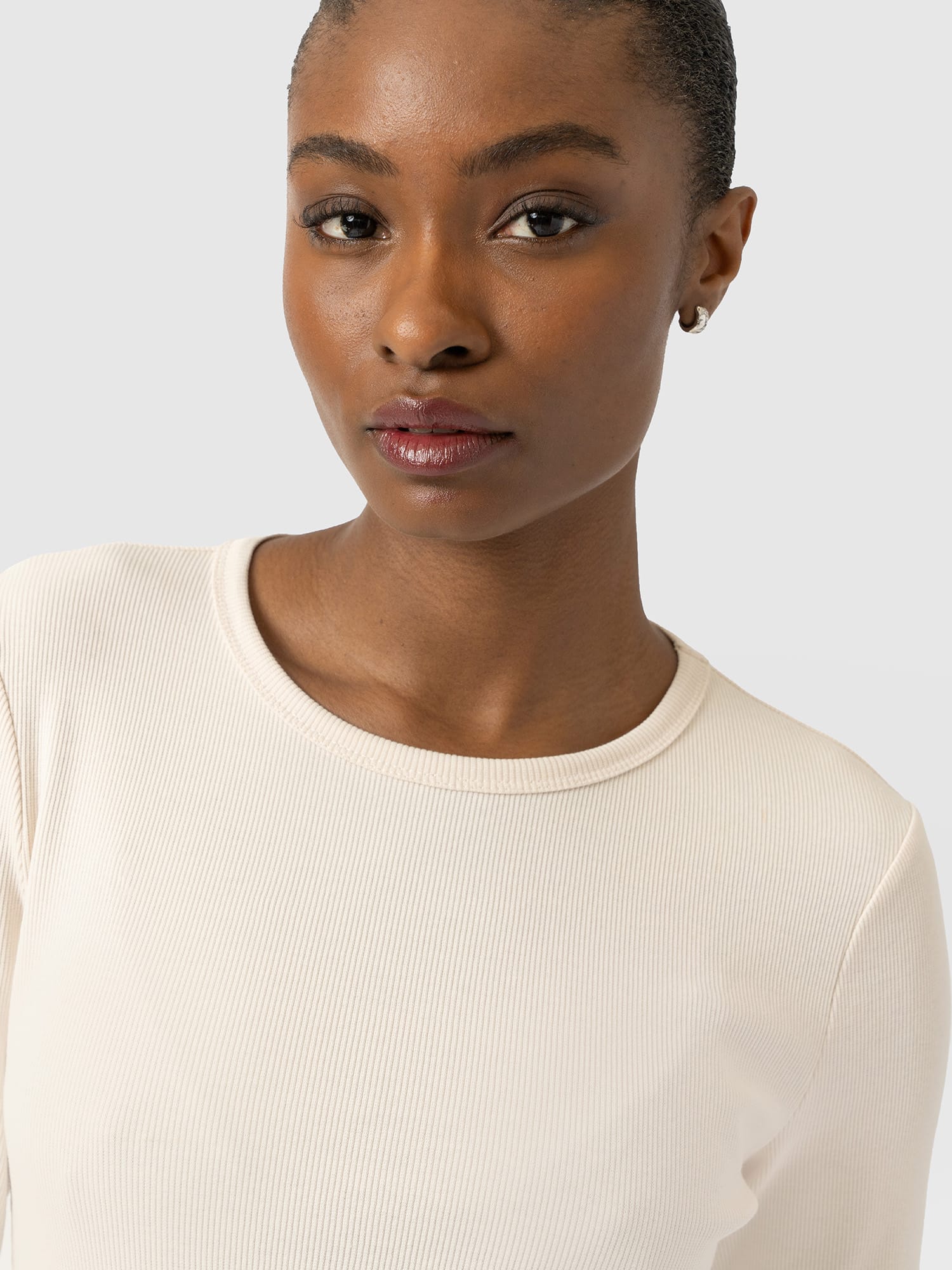 Ribbed Long Sleeve Tee - Cream - Women's T-shirts | Saint and Sofia® UK