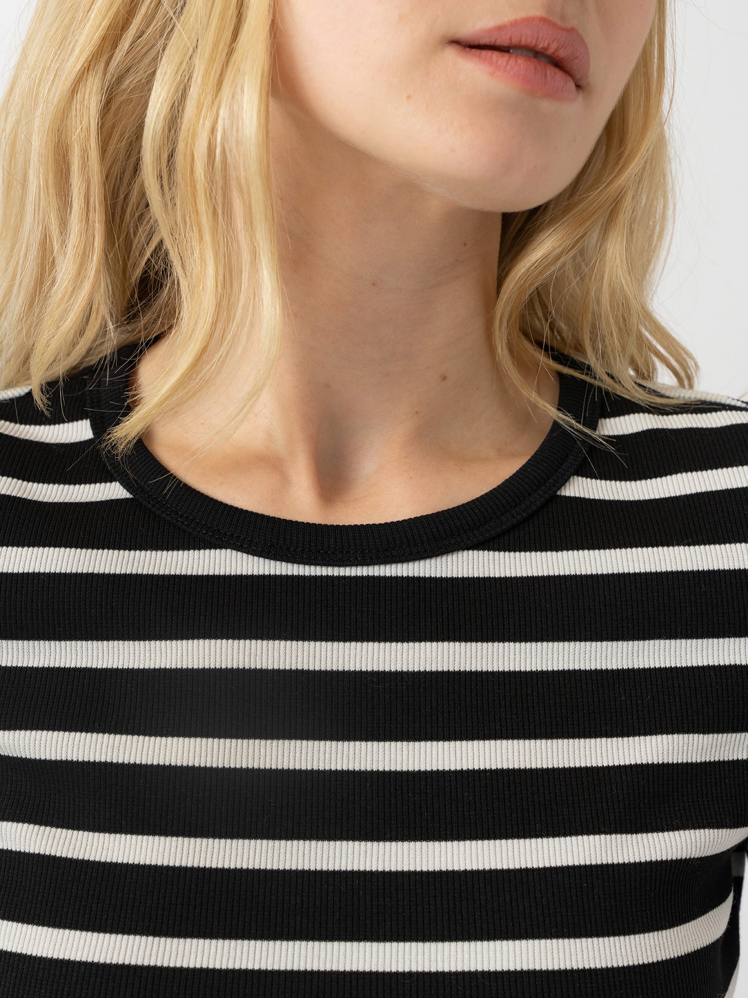 Ribbed Short Sleeve Tee - Black Stripe - Women's T-shirts | Saint and Sofia® UK