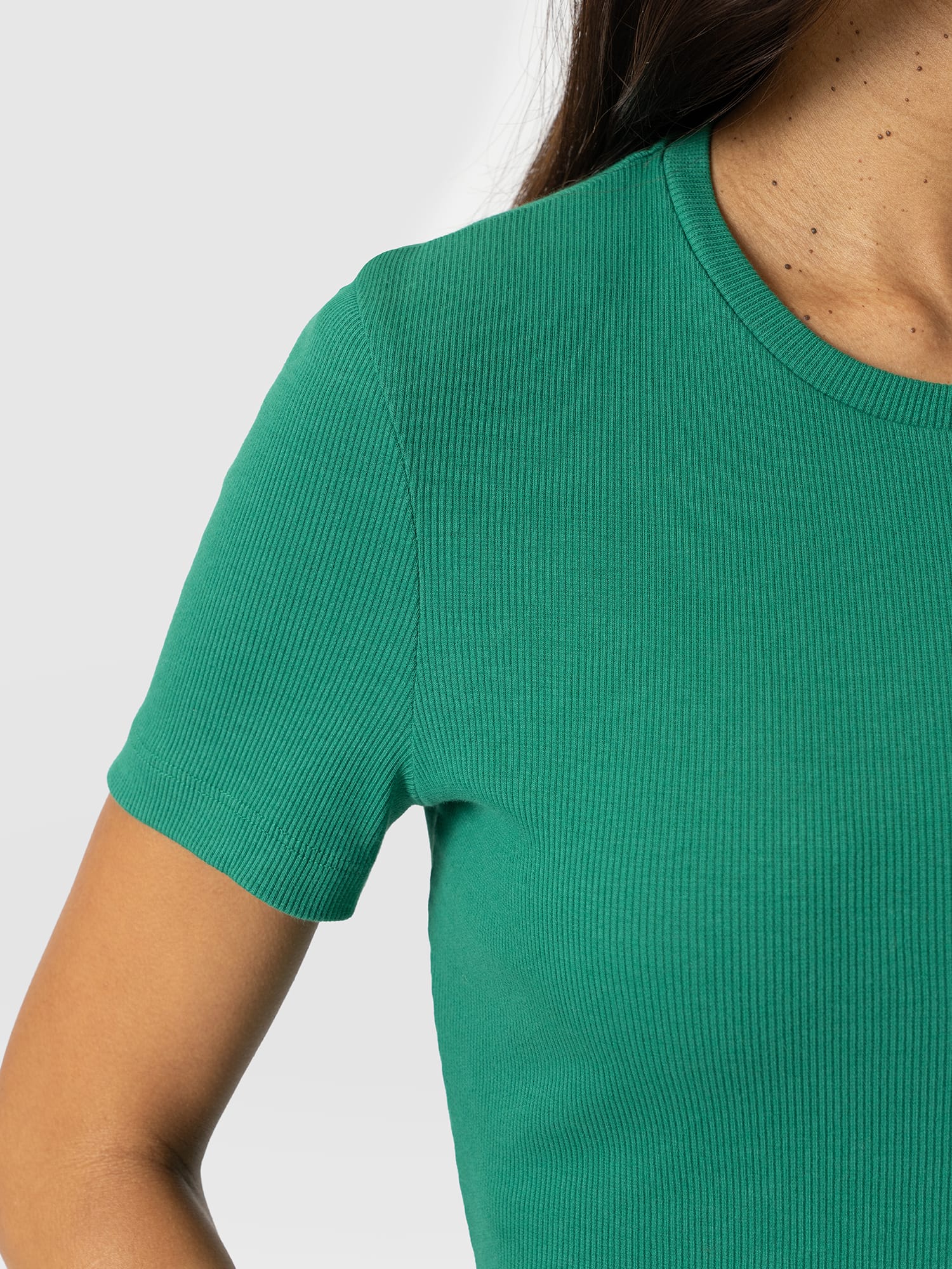 Ribbed Short Sleeve Tee - Sea Green - Women's T-shirts | Saint + Sofia® UK