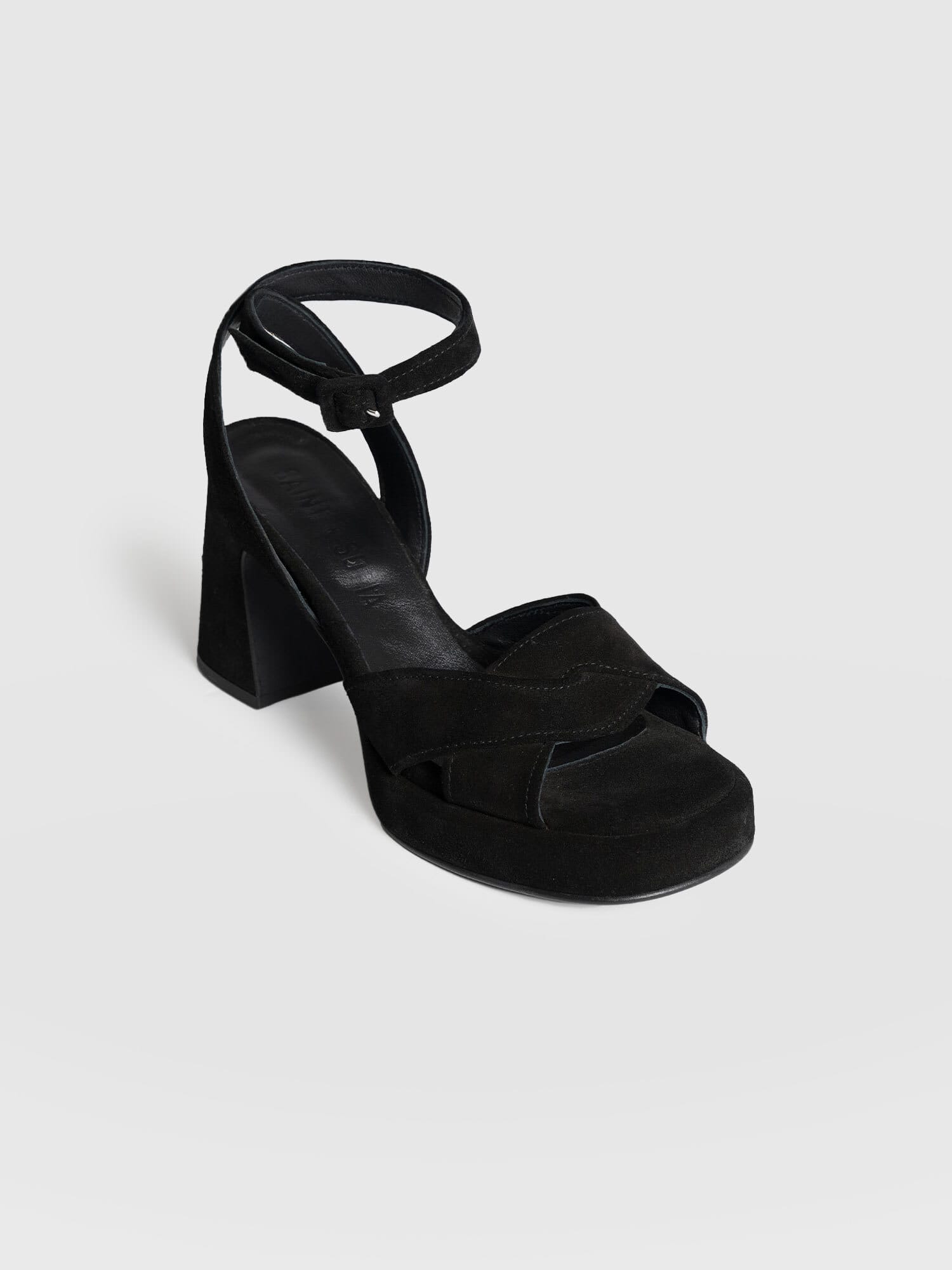 Roux Platform Heels - Black - Women's Shoes | Saint + Sofia® UK