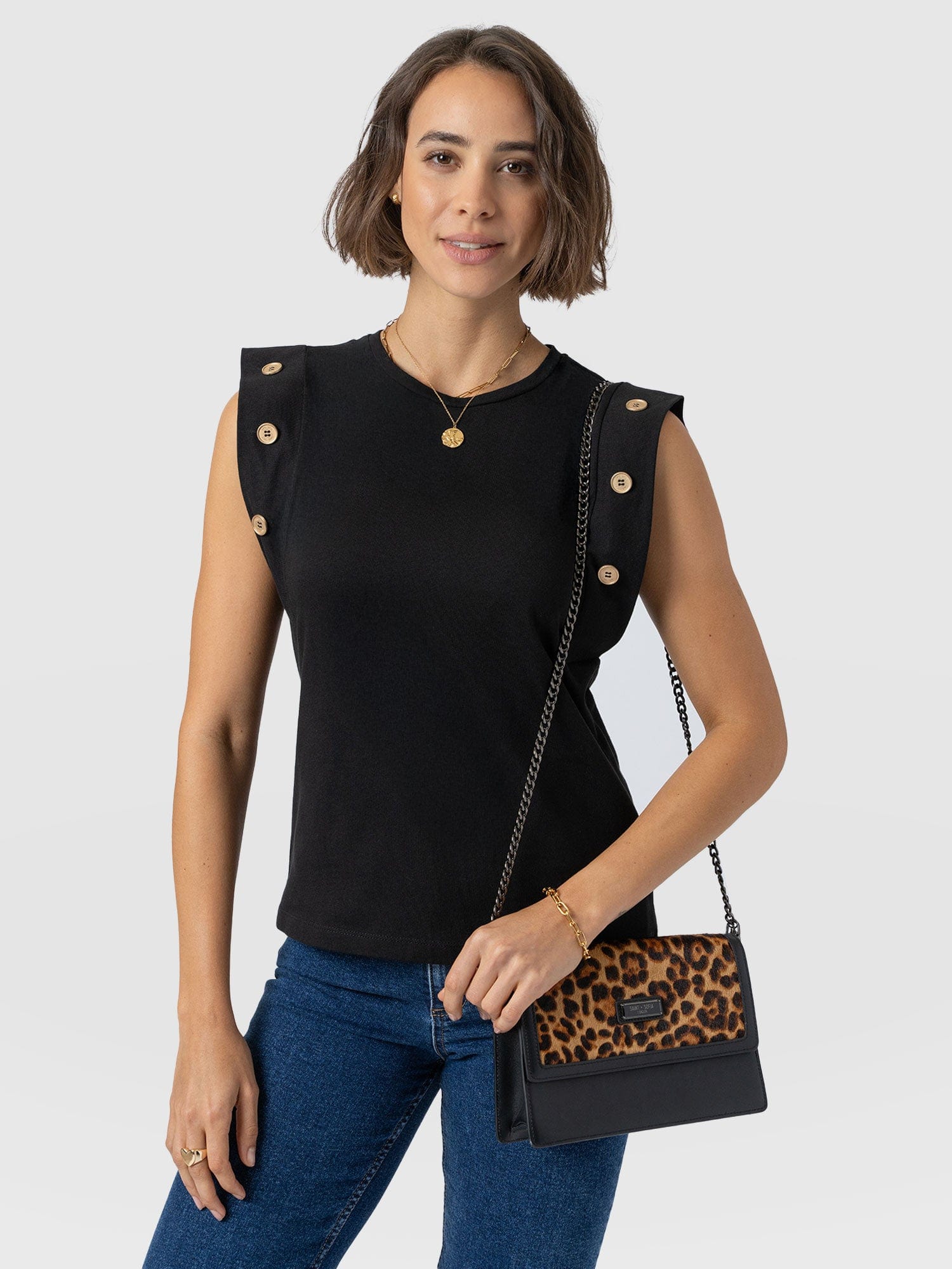 Rowan Tee Black - Women's T-Shirts | Saint + Sofia® UK