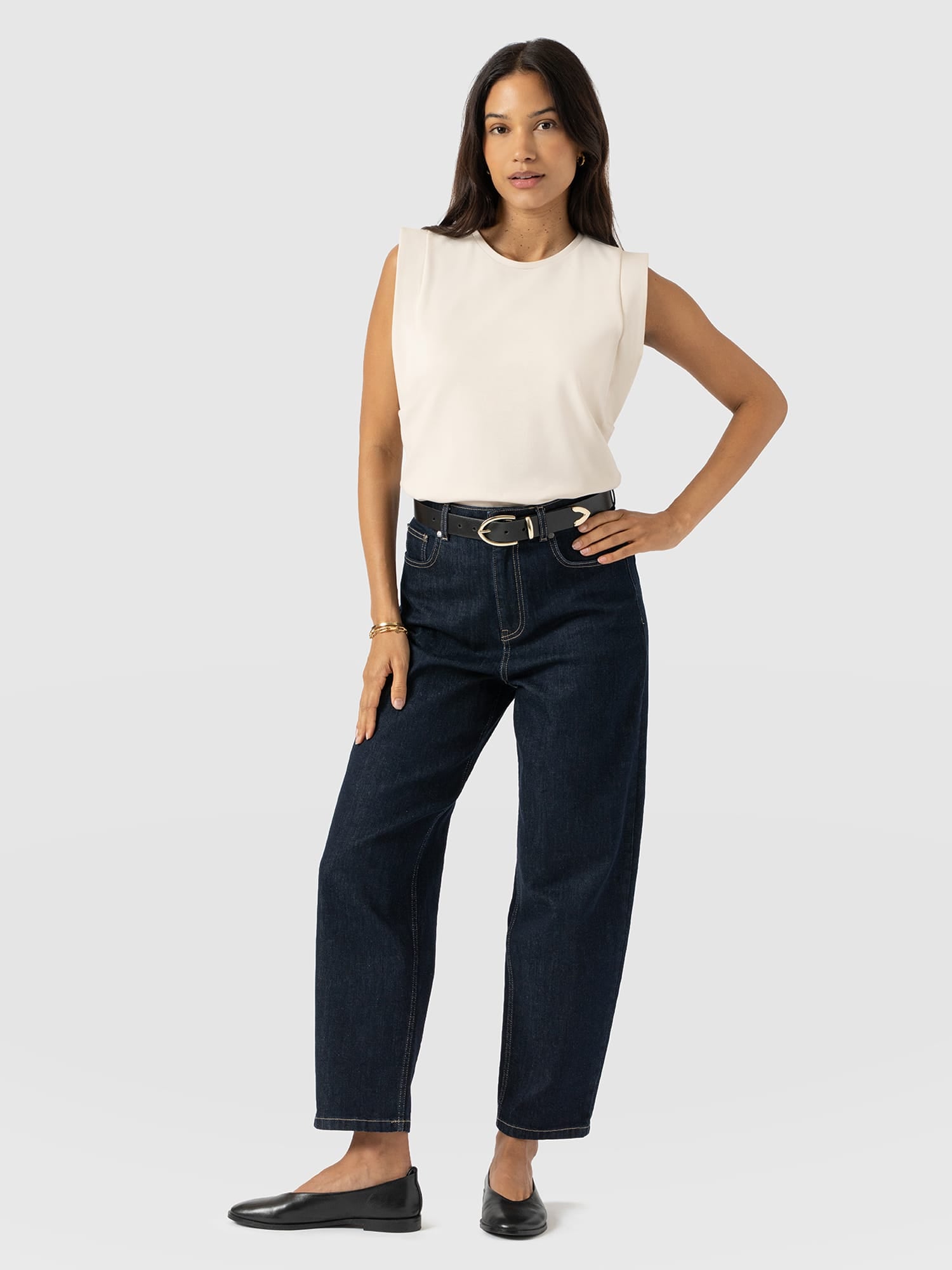 Rowan Tee - Cream - Women's T-shirts | Saint + Sofia® UK
