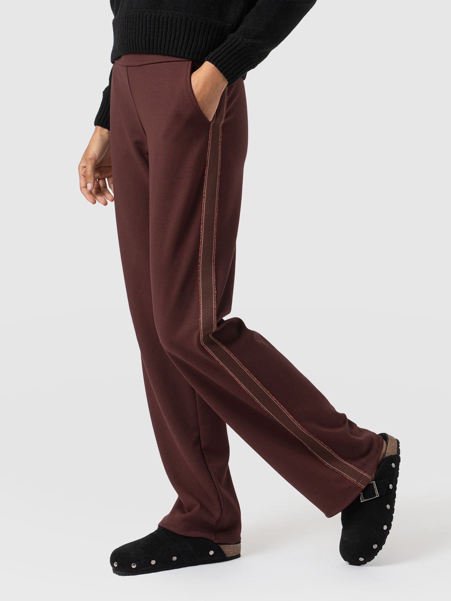 Runway Pant Bottle Maroon with Bronze Stripe - Women's Trousers | Saint + Sofia® UK