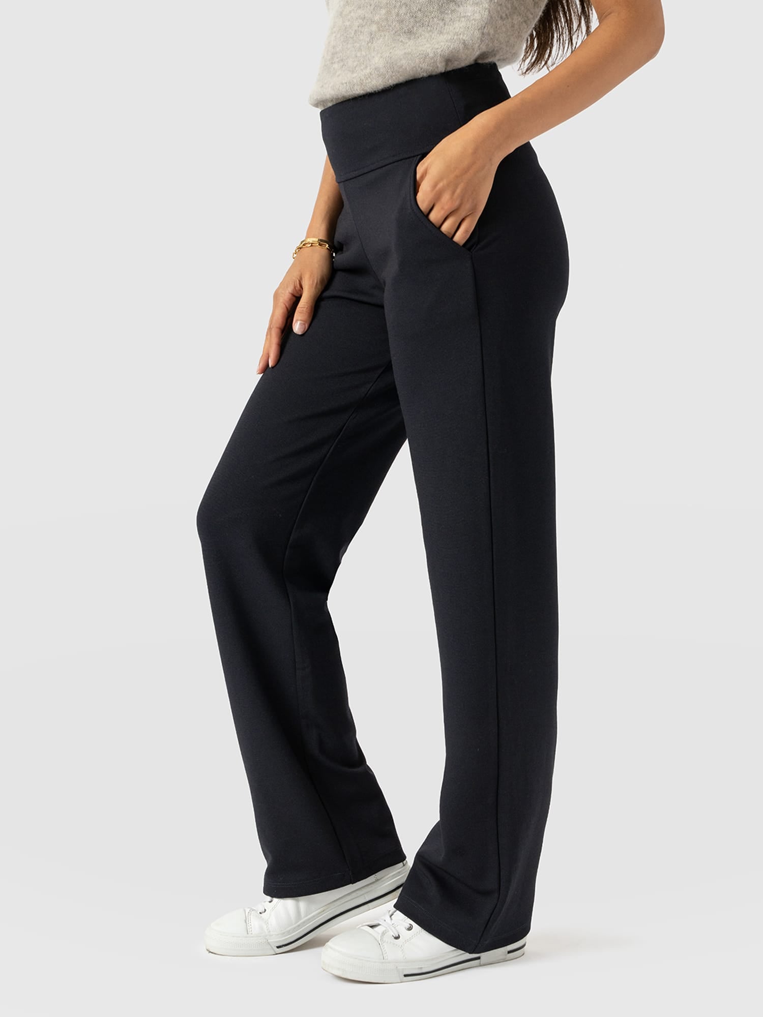 Runway Pant Navy - Women's Trousers | Saint + Sofia® UK