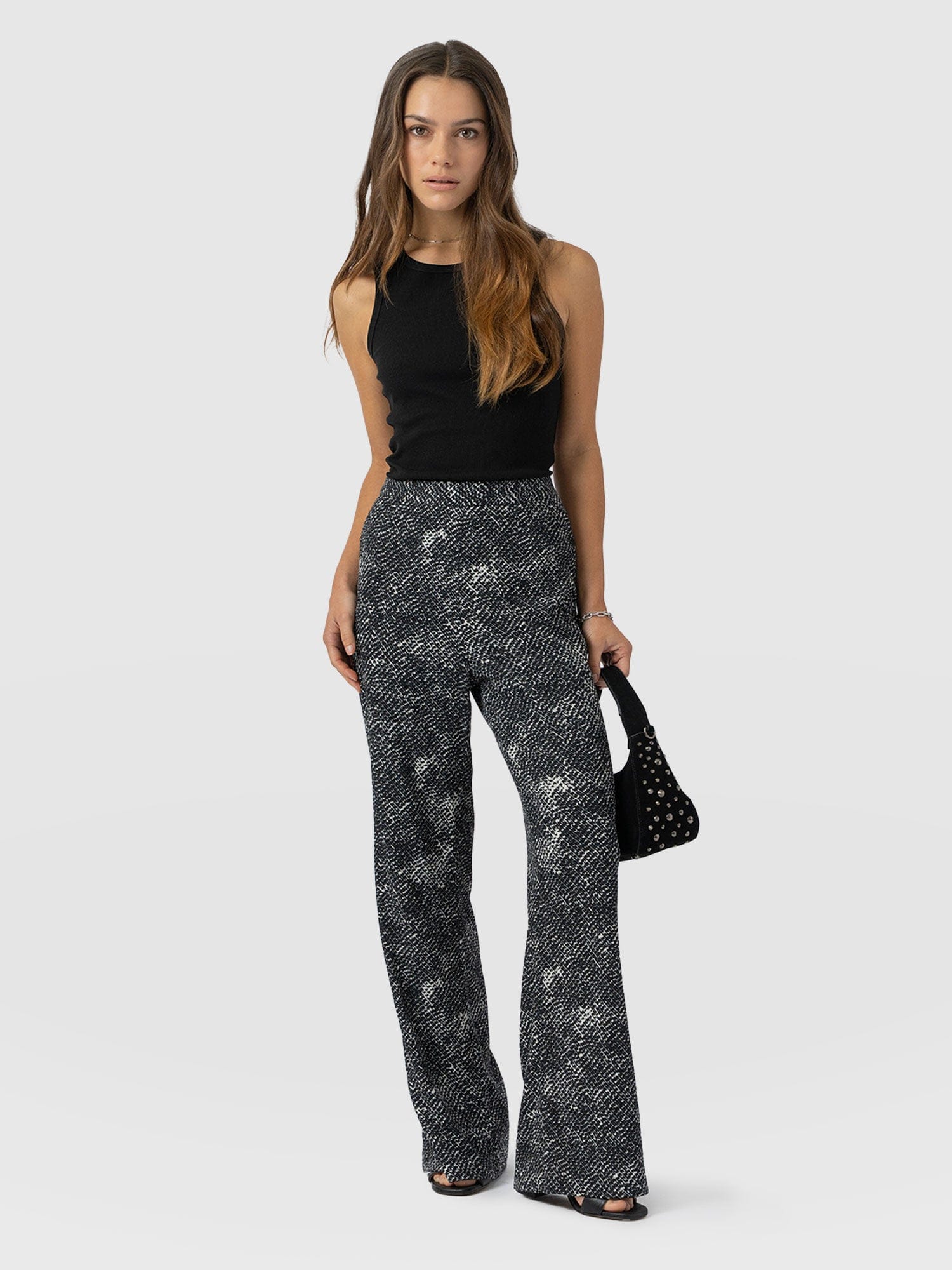 Sawyer Pant Monochrome Gothica - Women's Trousers | Saint and Sofia® UK
