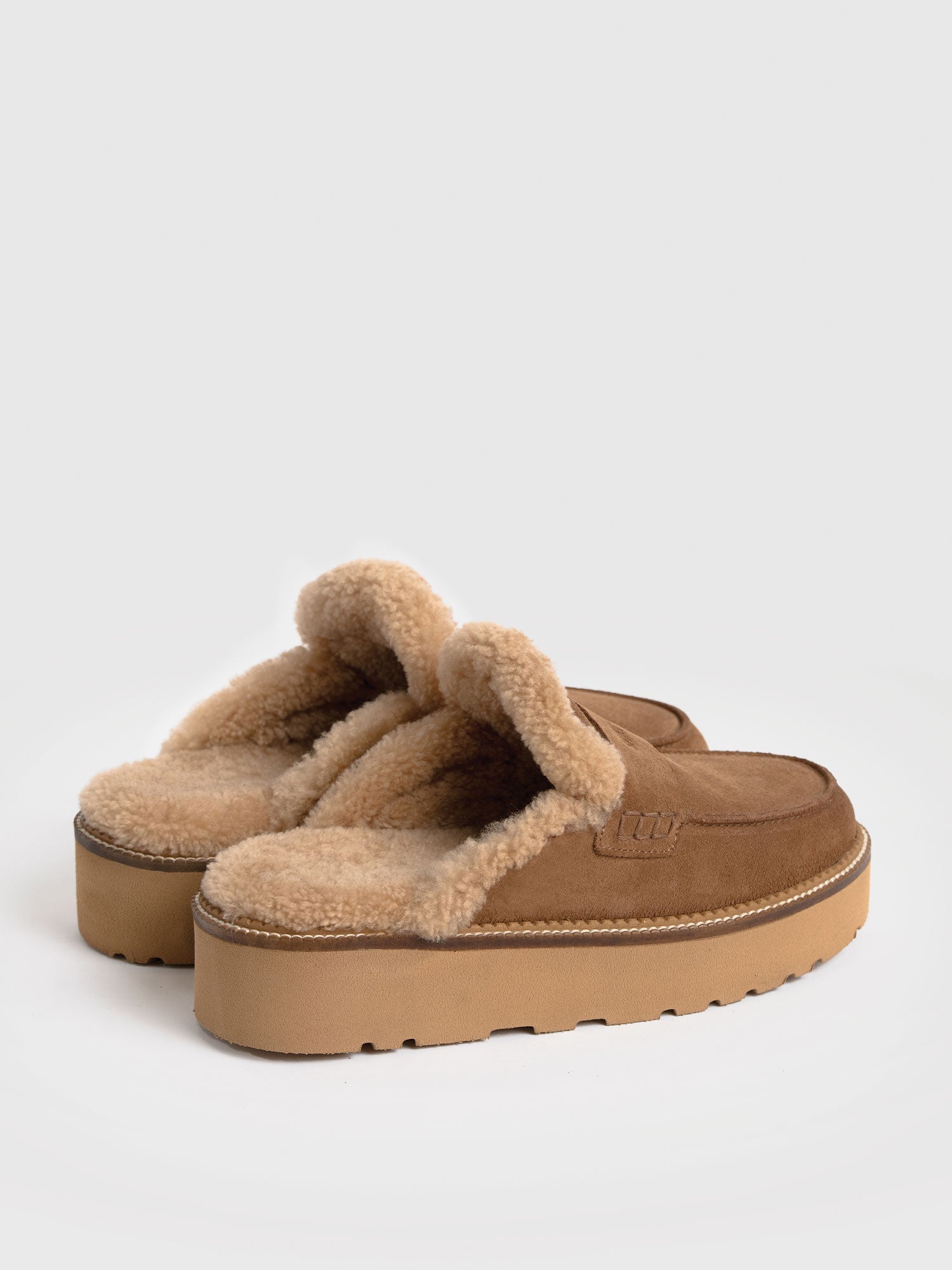 Sloane Shearling Clog - Camel