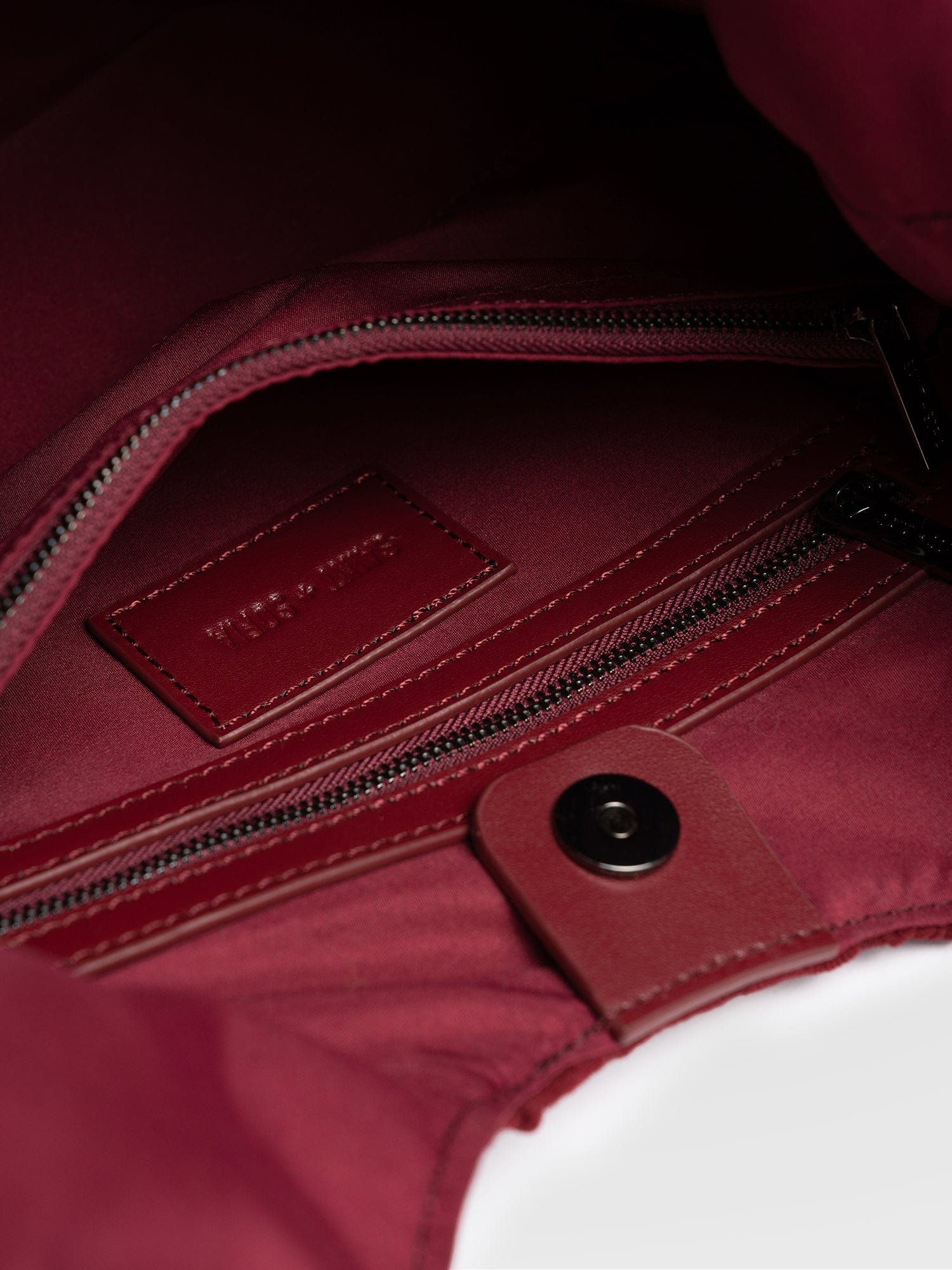 Soho Shoulder Tote Bag Burgundy - Women's Bags | Saint + Sofia® UK