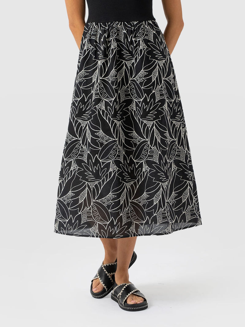 Sophia Contrast Dress - Black Embroidered - Women's Dresses | Saint + Sofia® UK