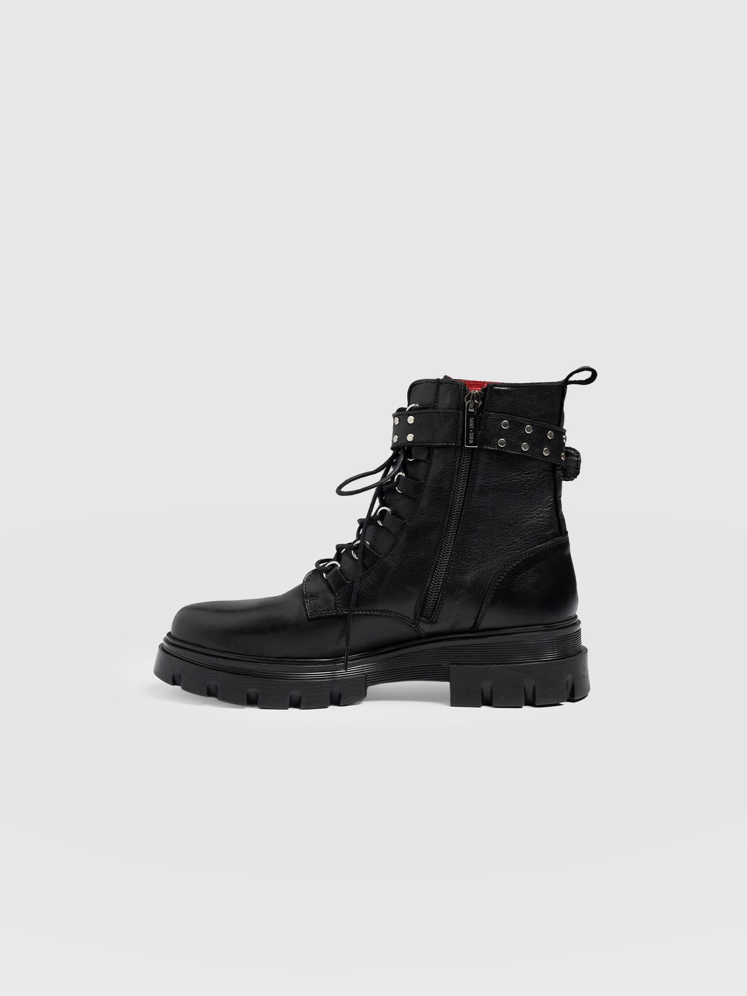 Southbank Studded Boot - Black