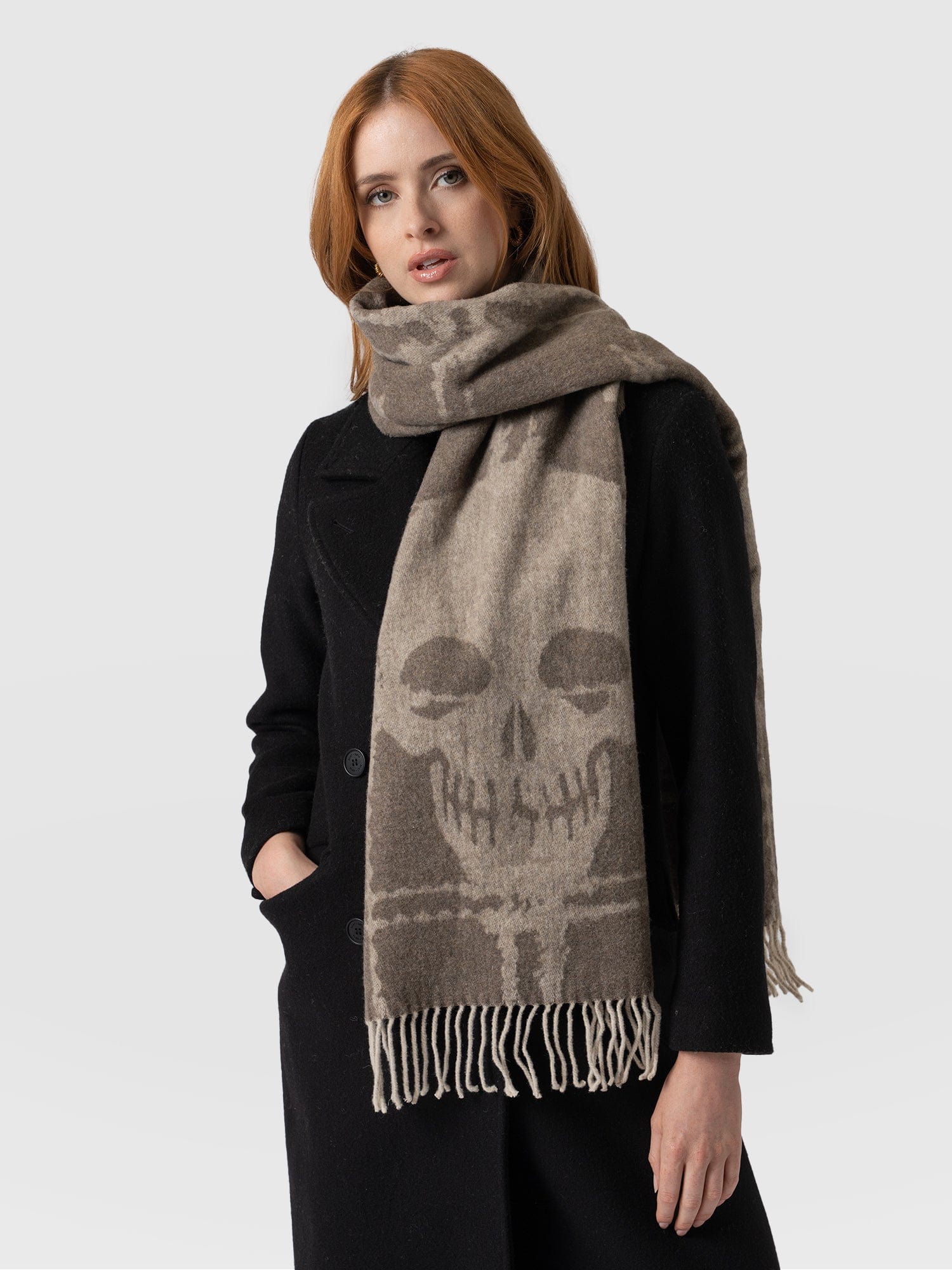 Sutton Skull Scarf - Beige