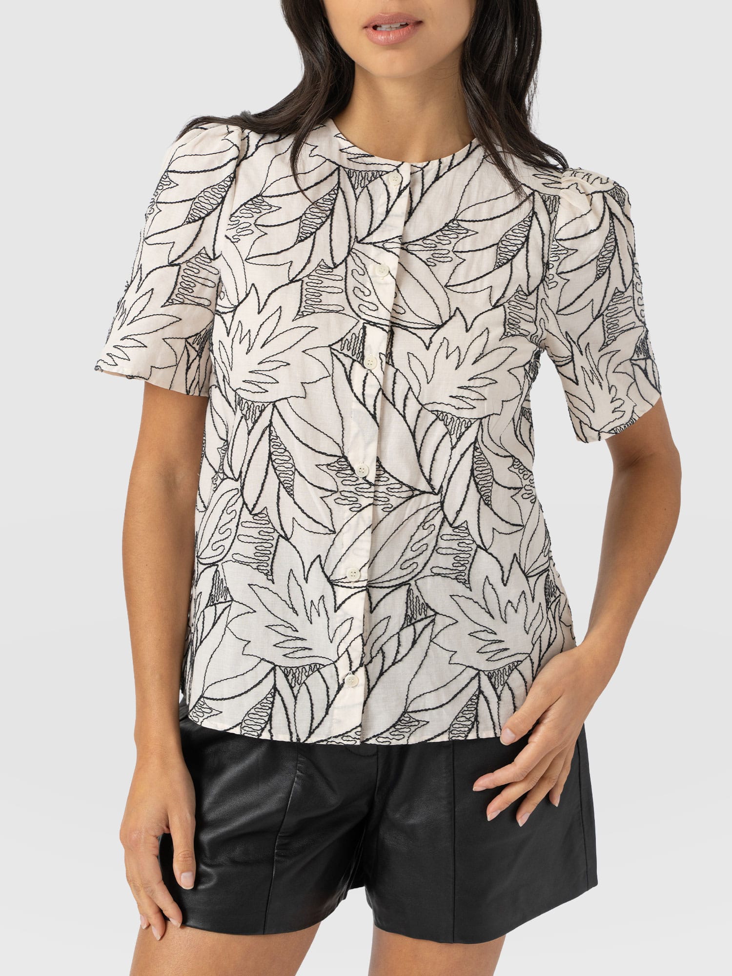 Tabitha Short Sleeve Blouse - Cream Embroidered - Women's Blouses | Saint + Sofia® UK