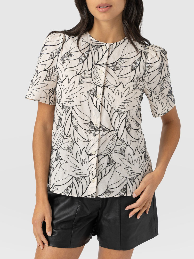 Tabitha Short Sleeve Blouse - Cream Embroidered - Women's Blouses | Saint + Sofia® UK