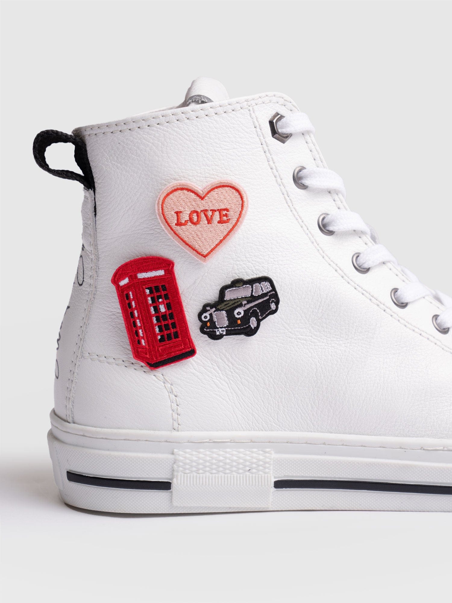 Telephone Box Sticker Badge - Red