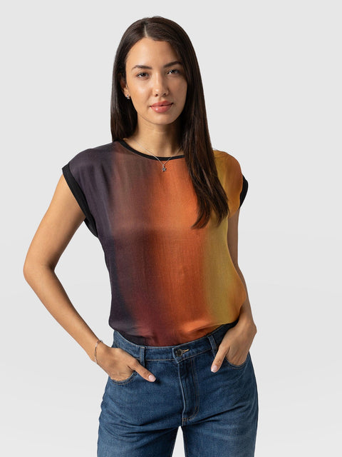 Turn Up Contrast Tee Amber Gradient - Women's T-Shirts | Saint + Sofia® UK