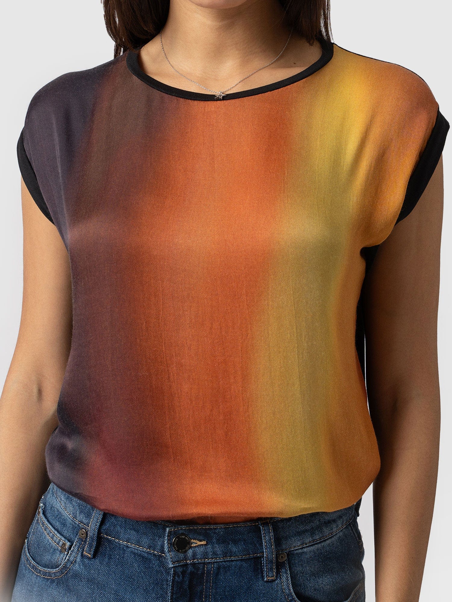 Turn Up Contrast Tee Amber Gradient - Women's T-Shirts | Saint + Sofia® UK