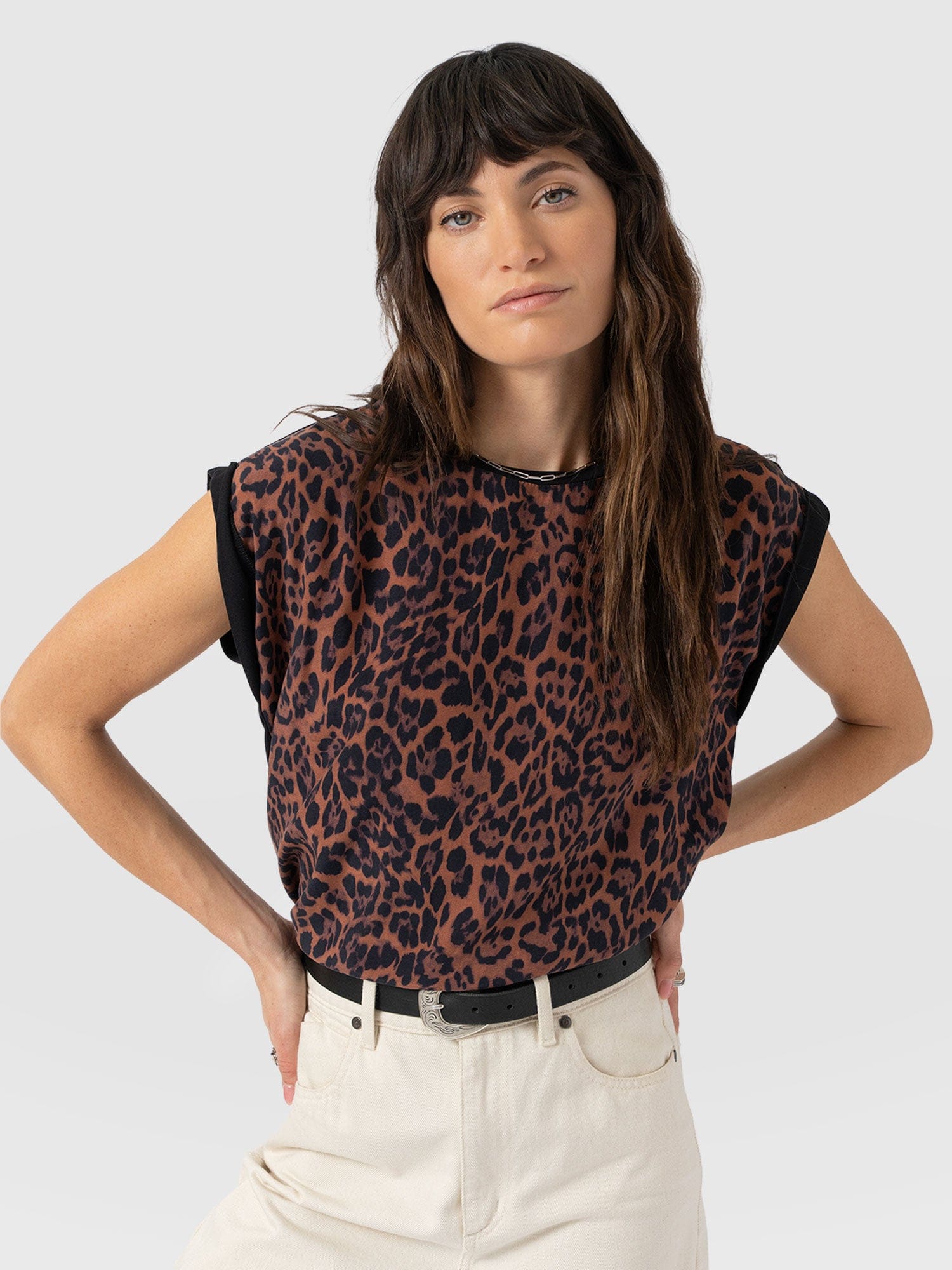 Turn Up Contrast Tee - Brown Leopard