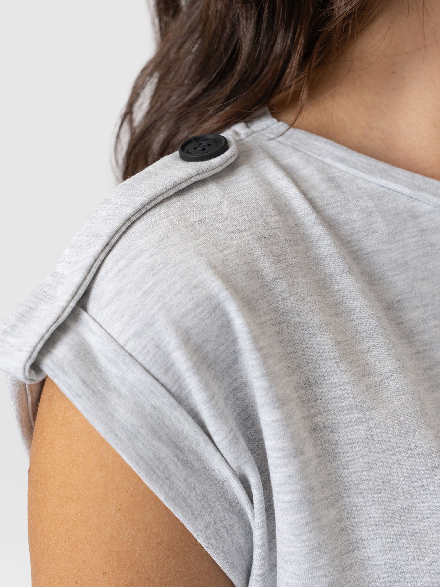 Turn-Up Tee Grey Rock - Women's T-Shirts | Saint + Sofia® UK
