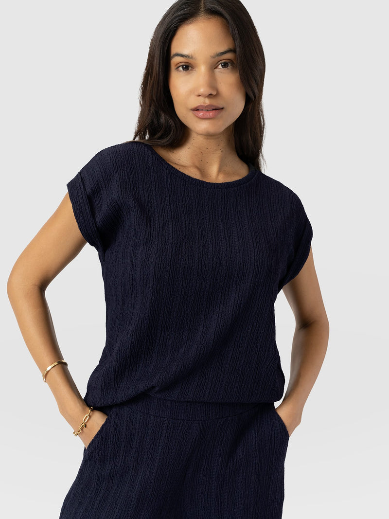 Turn Up Tee - Navy Textured - Women's T-shirts | Saint + Sofia® UK