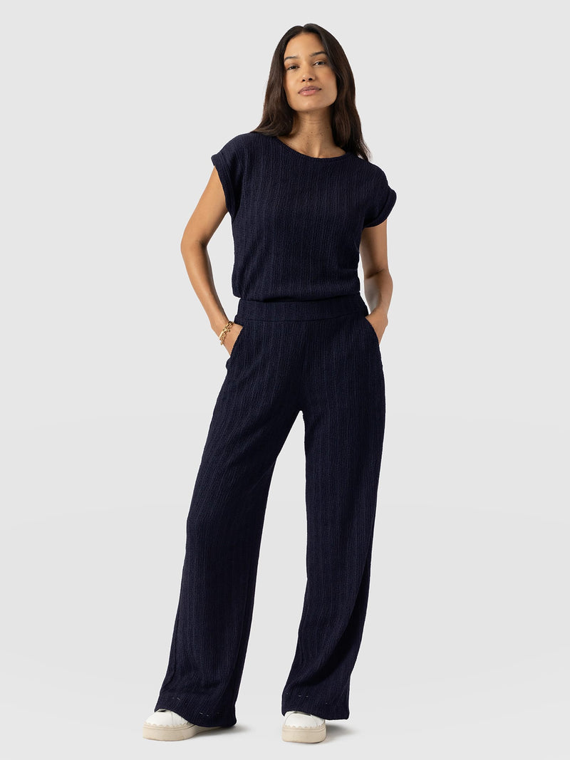 Turn Up Tee - Navy Textured - Women's T-shirts | Saint + Sofia® UK