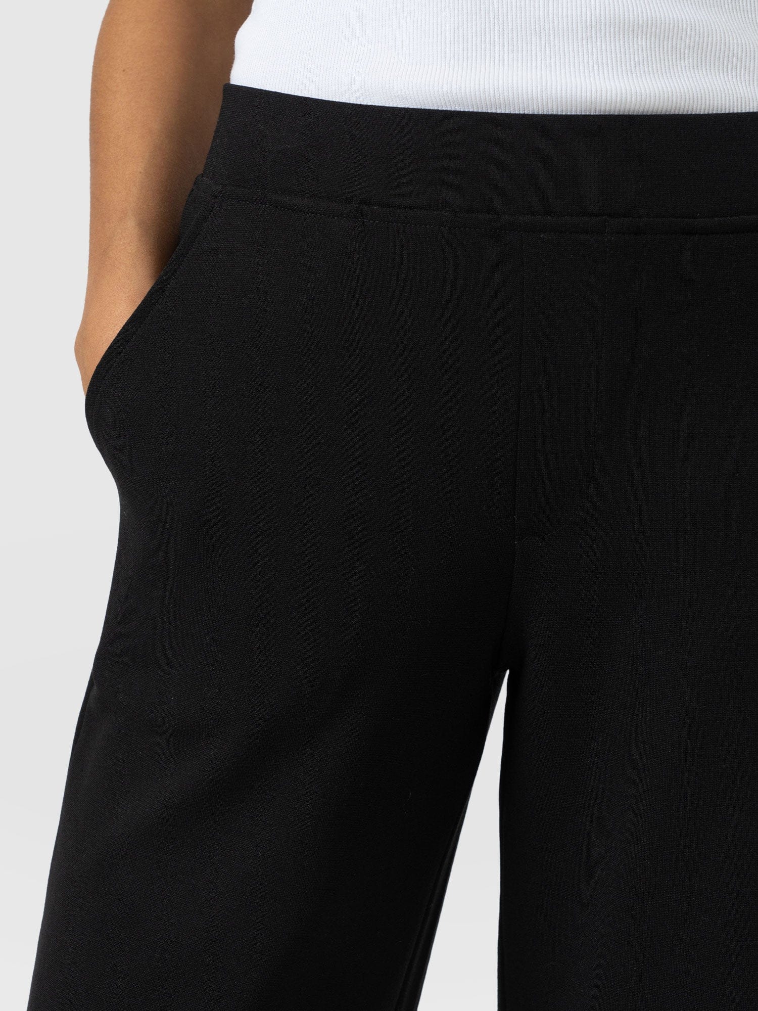 Victory Straight Leg Pant - Black - Women's Trousers | Saint and Sofia® UK