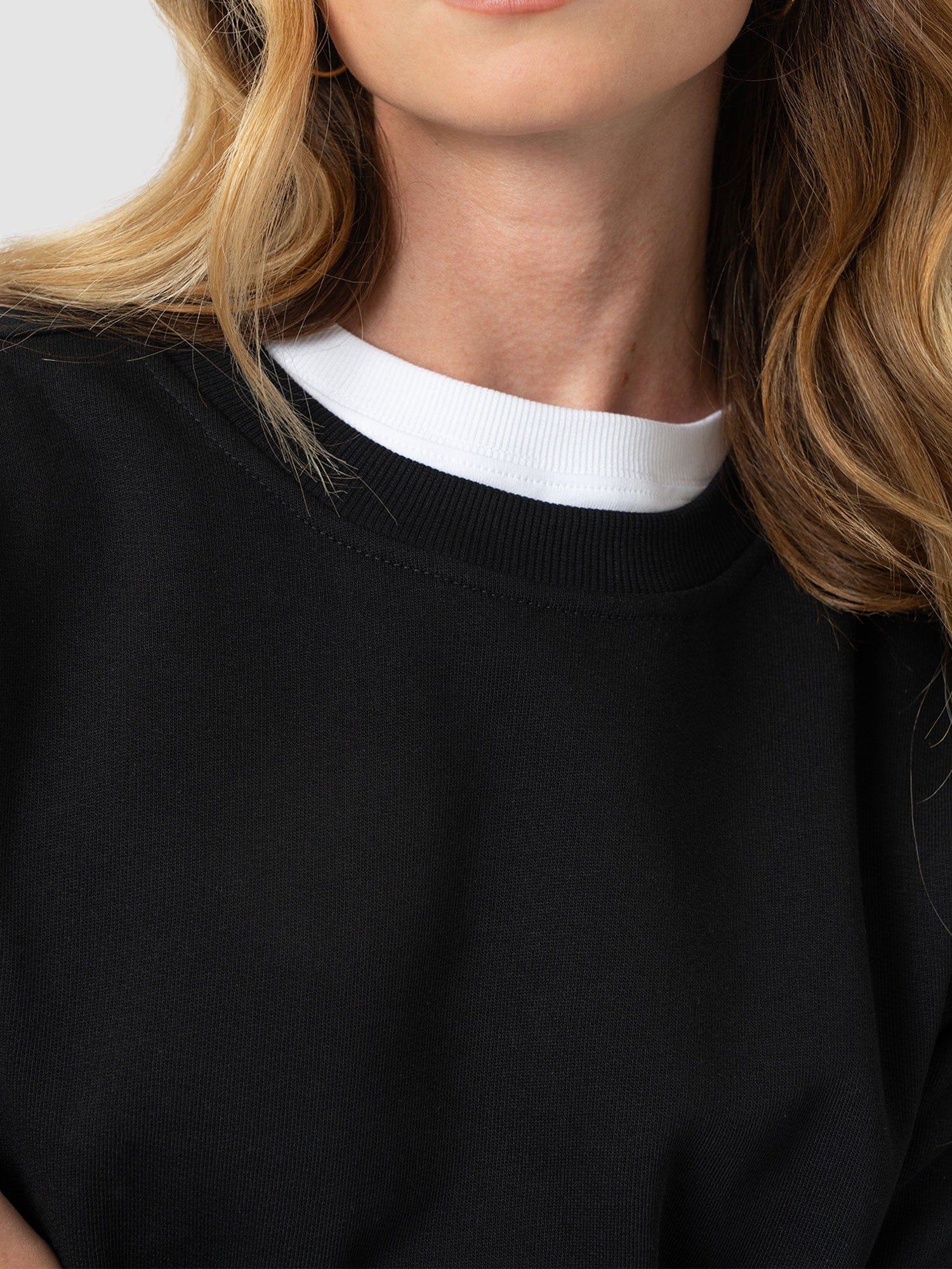 Victory Sweatshirt - Black - Cream/Beige Stripe