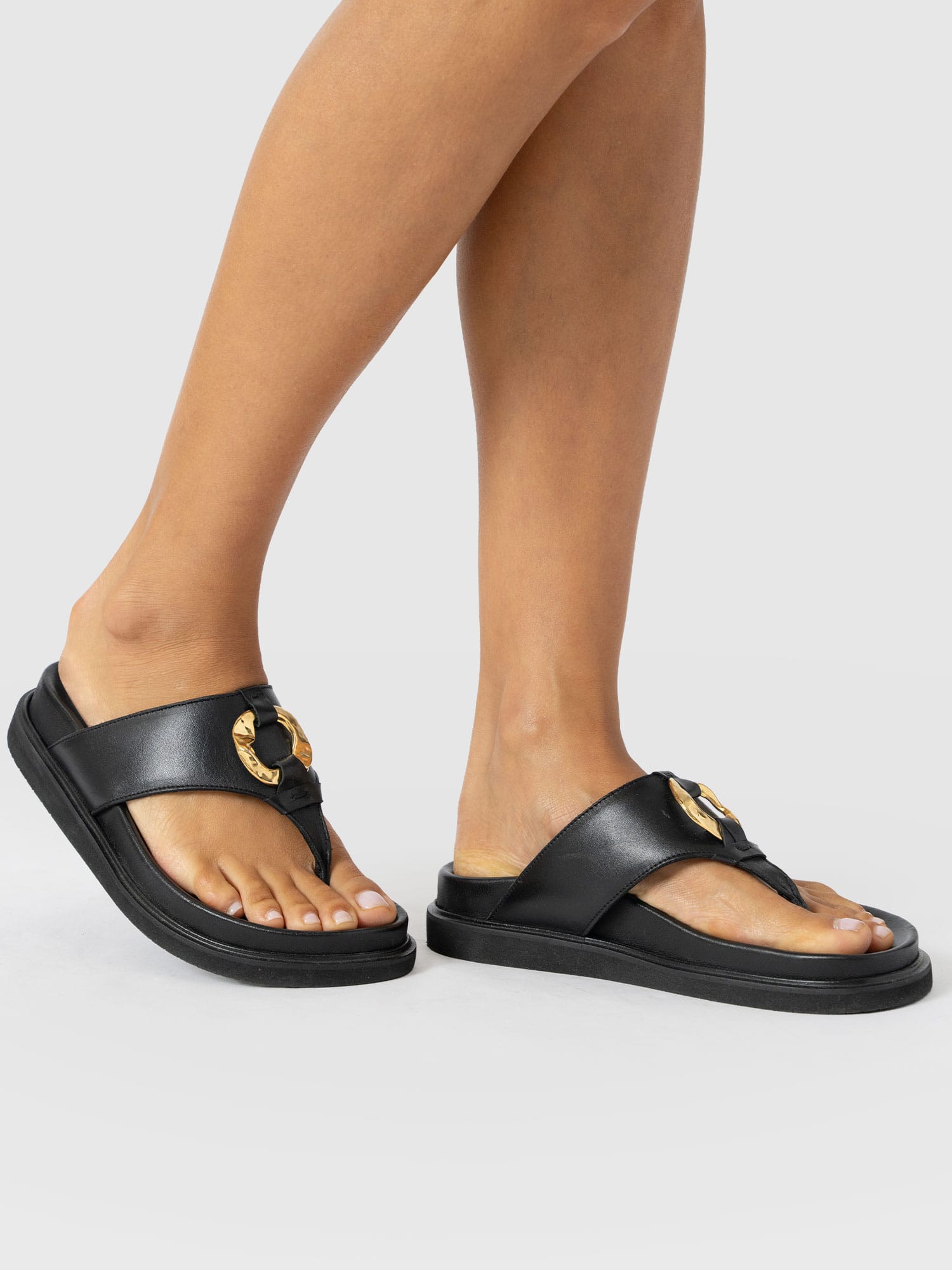 Vivienne Slides - Black