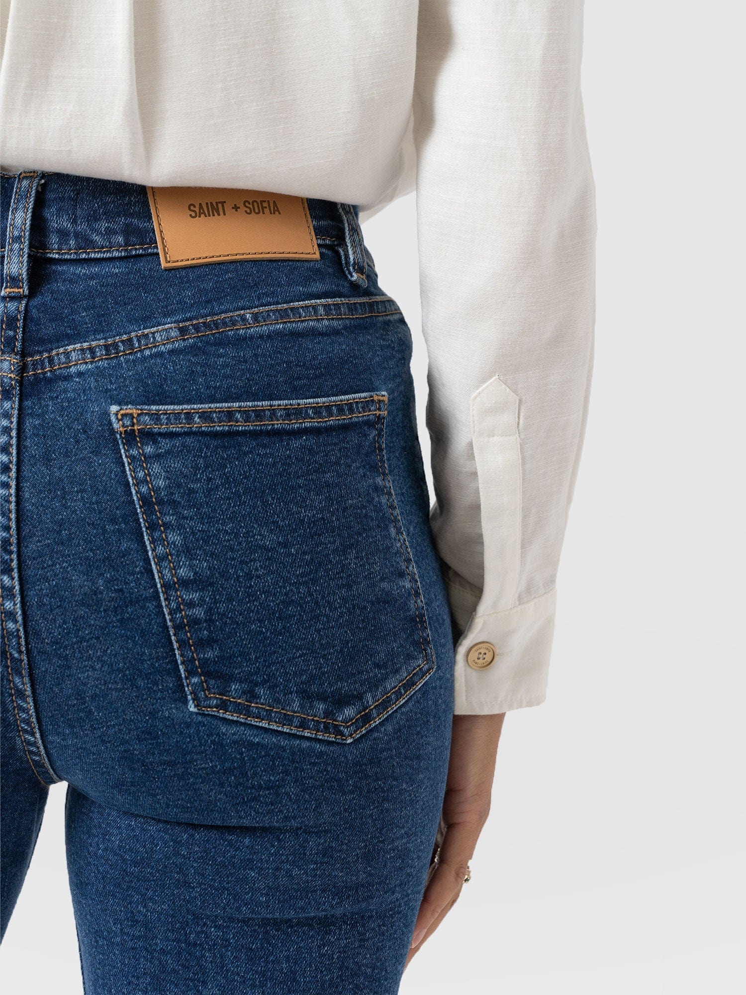 Wide Leg Jeans - Mid Blue