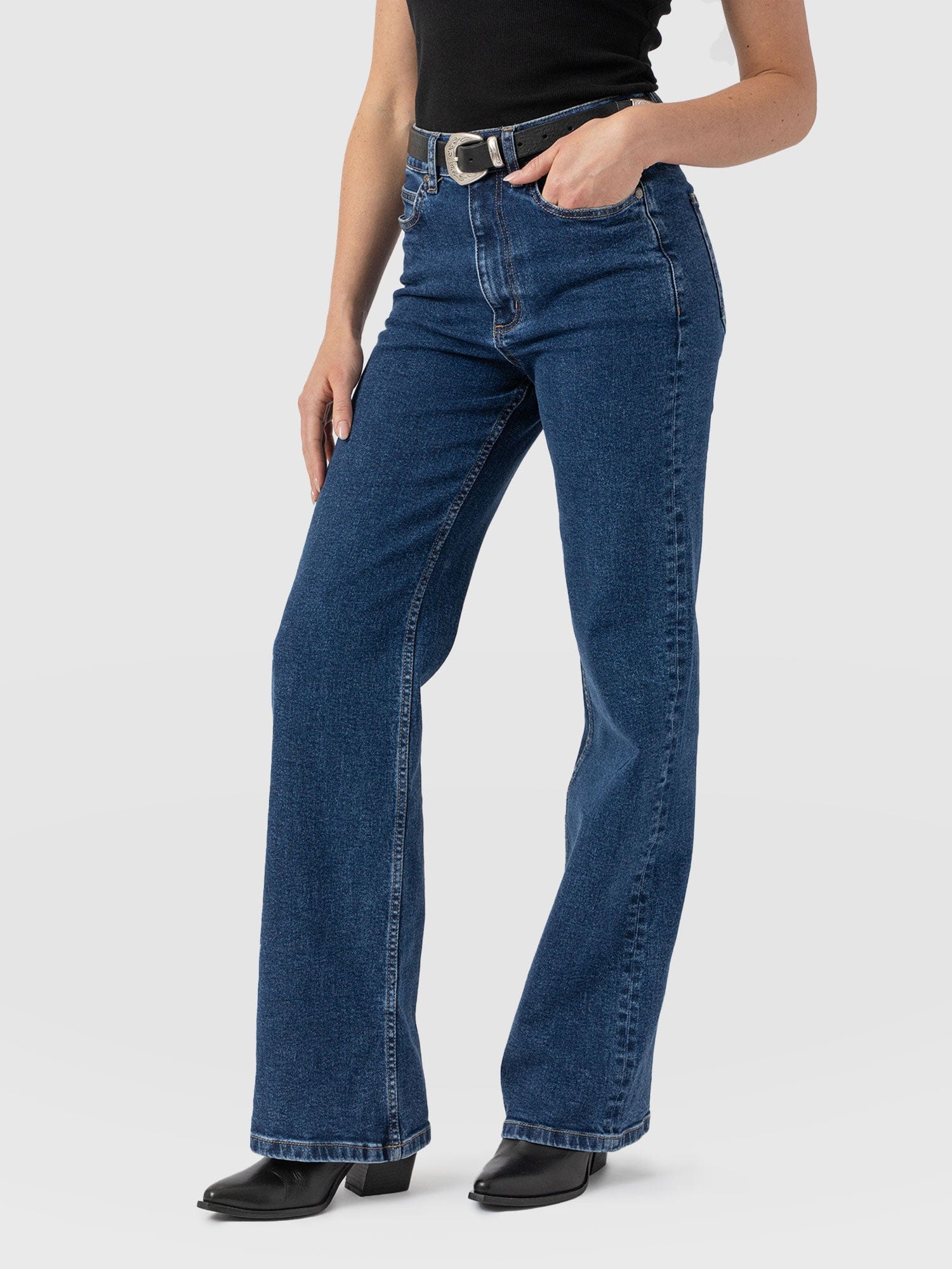 Wide Leg Jeans - Mid Blue
