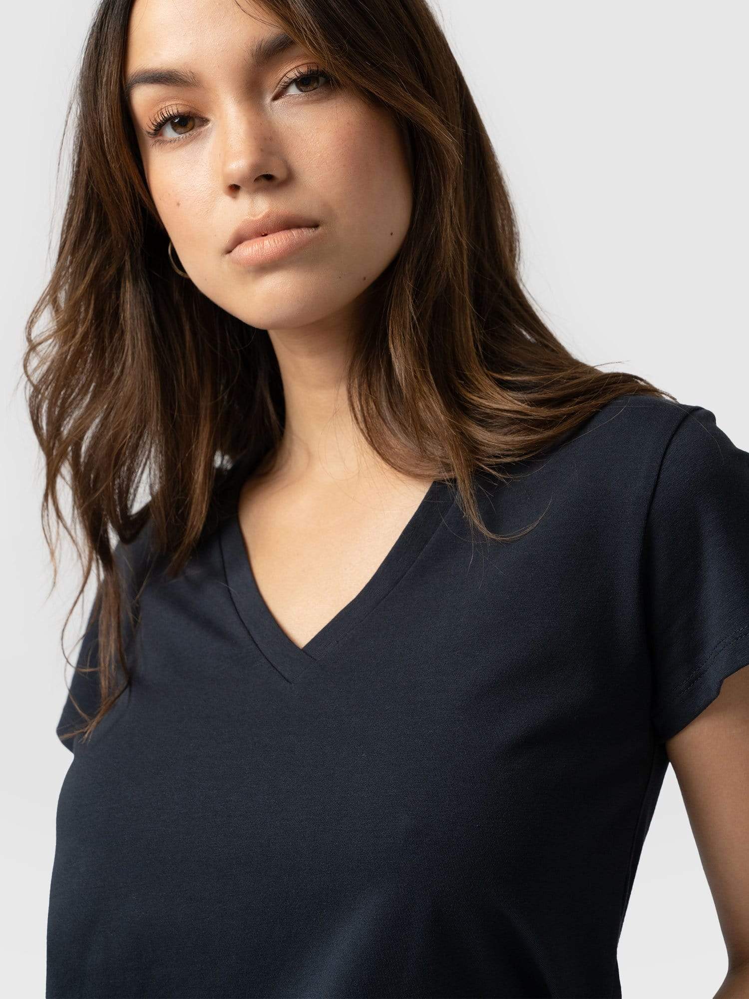Apartment Tee Navy - Women's T-Shirts | Saint + Sofia® UK