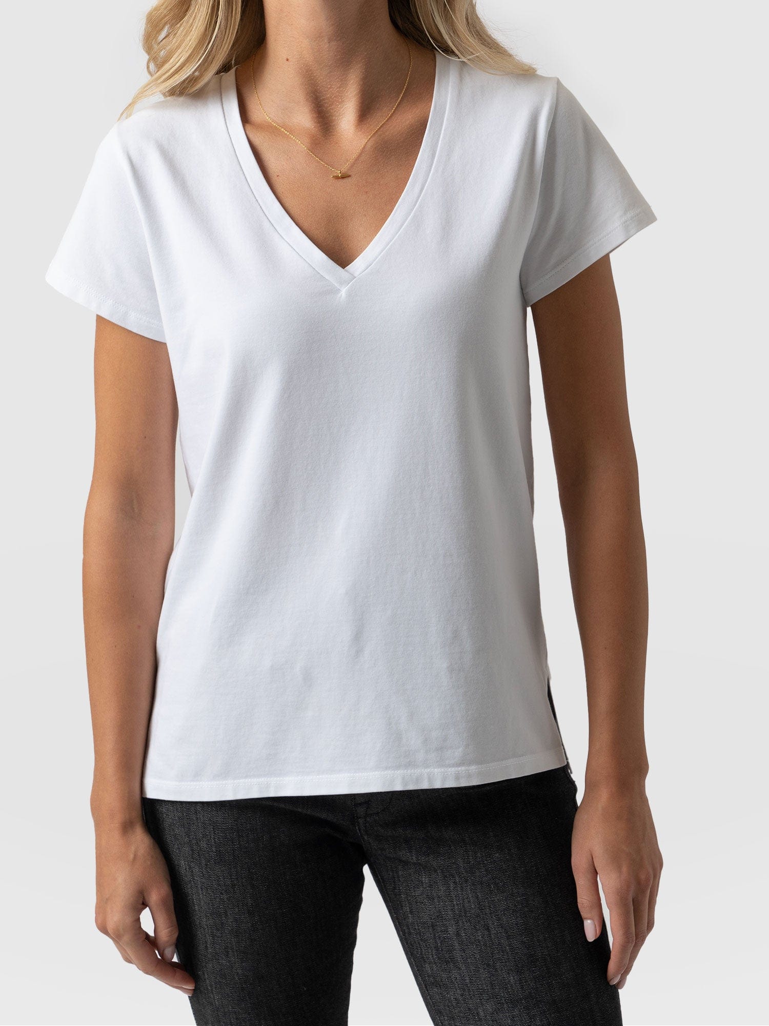 Apartment Tee White - Women's T-Shirts | Saint + Sofia® UK