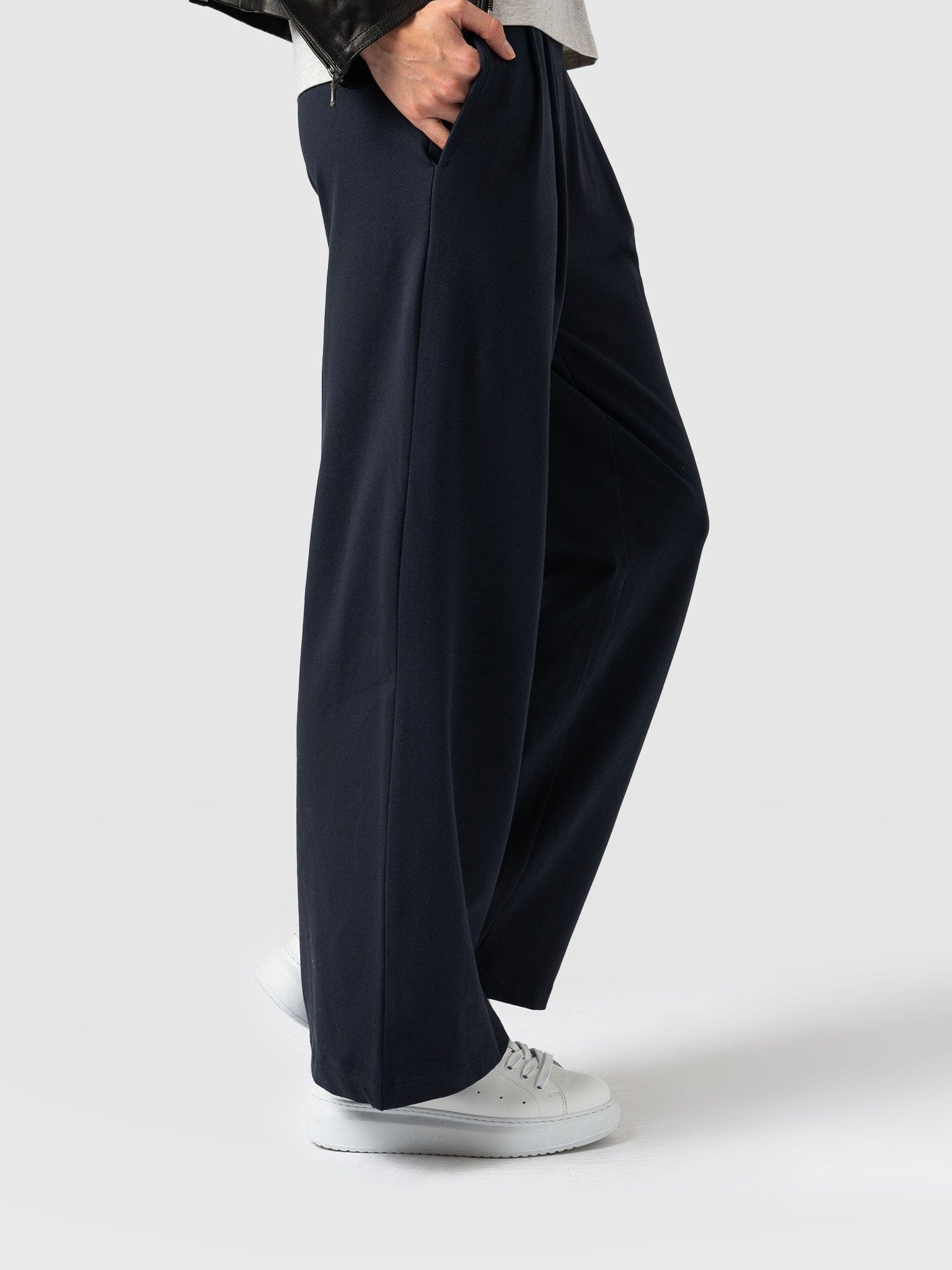 Camden Wide Leg Pant Navy - Women's Trousers | Saint + Sofia® UK