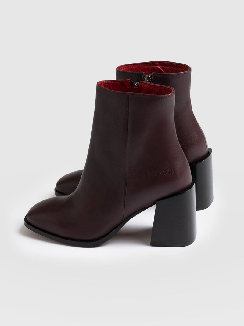 Sloane Ankle Boot - Burgundy