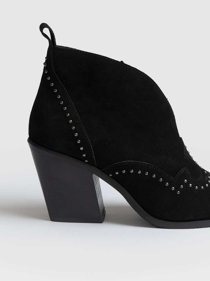 Dallas Studded Ankle Boot - Black