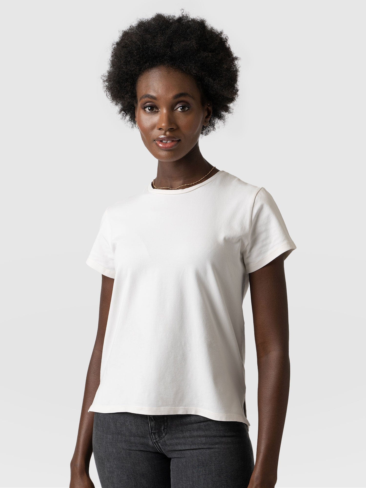 Easy Tee Cream - Women's T-Shirts | Saint + Sofia® UK