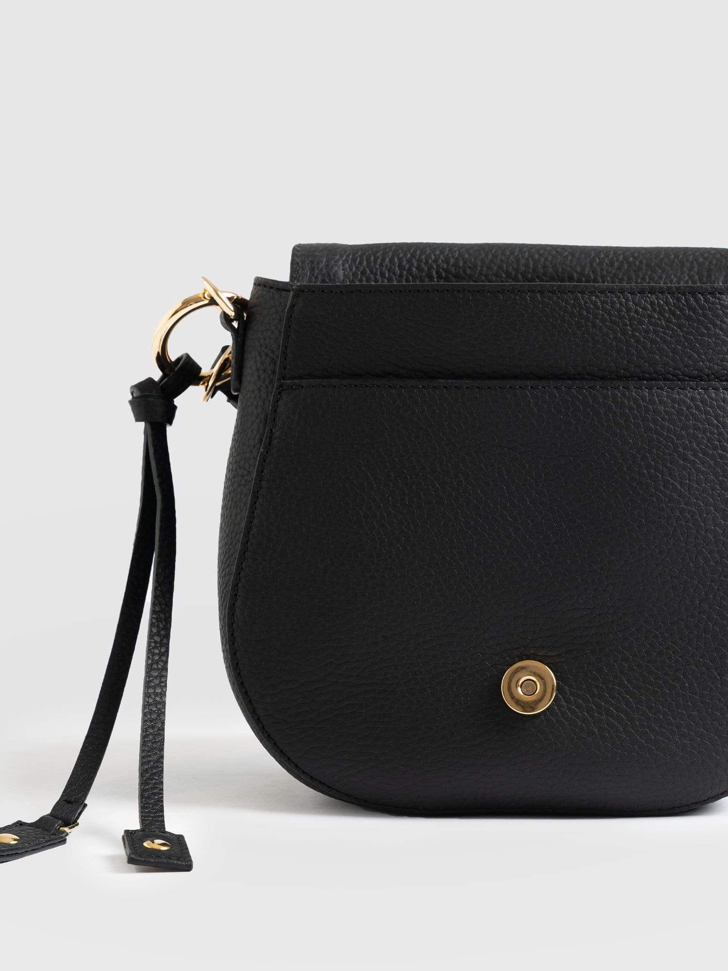 Saddle Bag Black - Women's Handbag | Saint + Sofia® UK