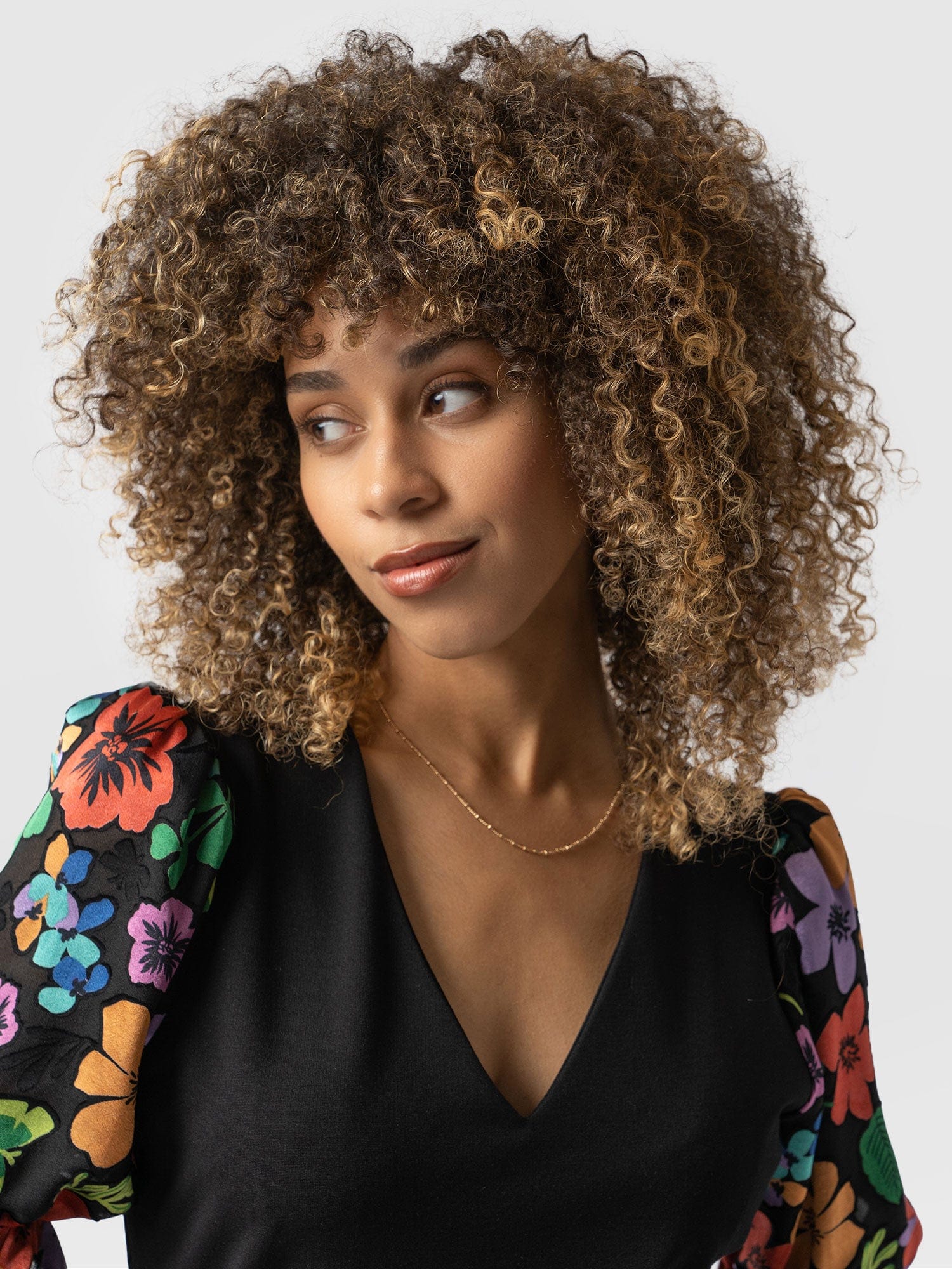 Tori Puff Sleeve Top Black Pop Floral - Women's Tops | Saint + Sofia® UK