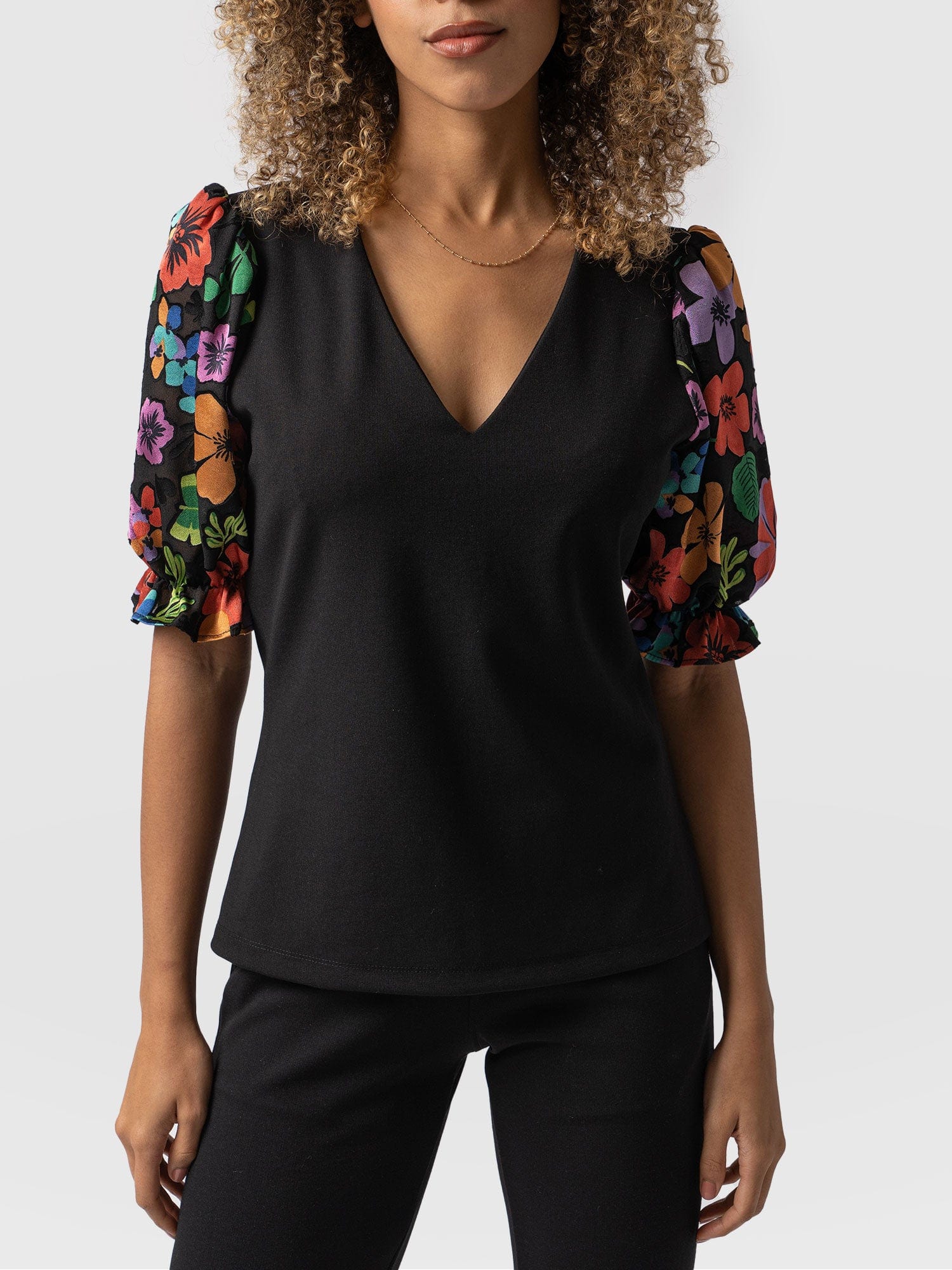 Tori Puff Sleeve Top Black Pop Floral - Women's Tops | Saint + Sofia® UK